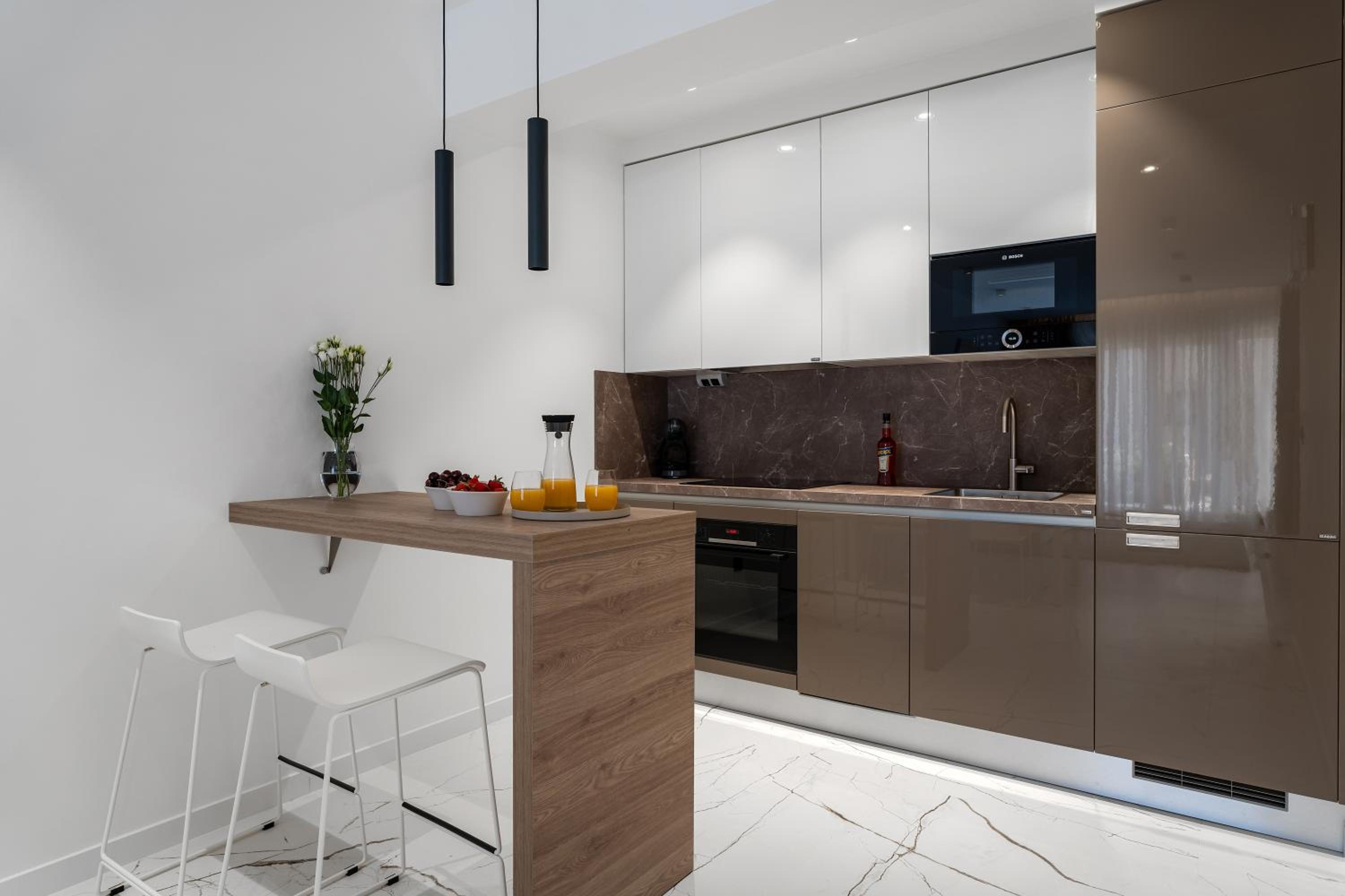 Luxury Apartment & Rooms 