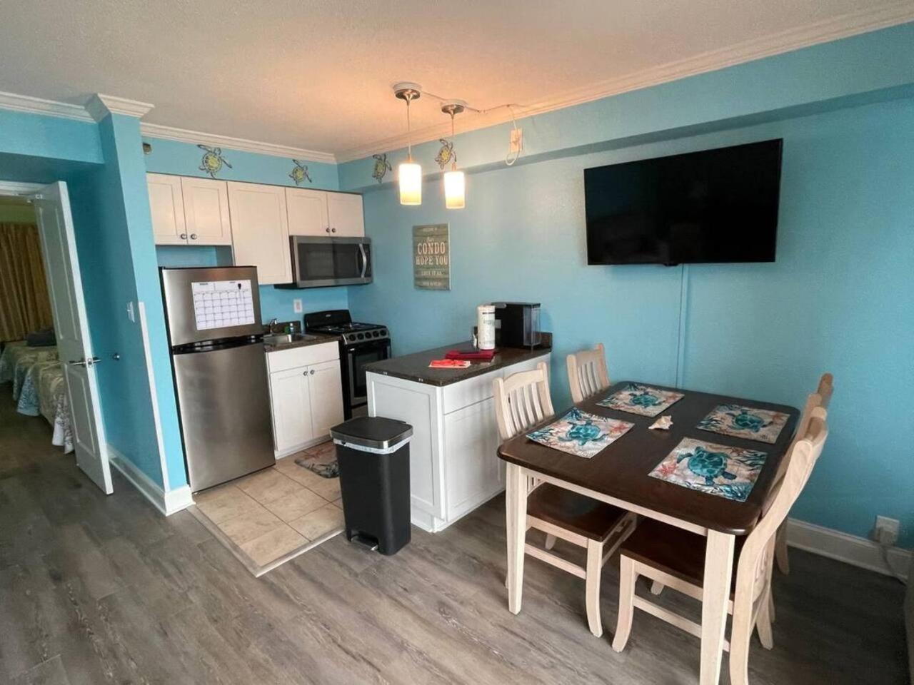 Renovated Oceanview Caravelle MB