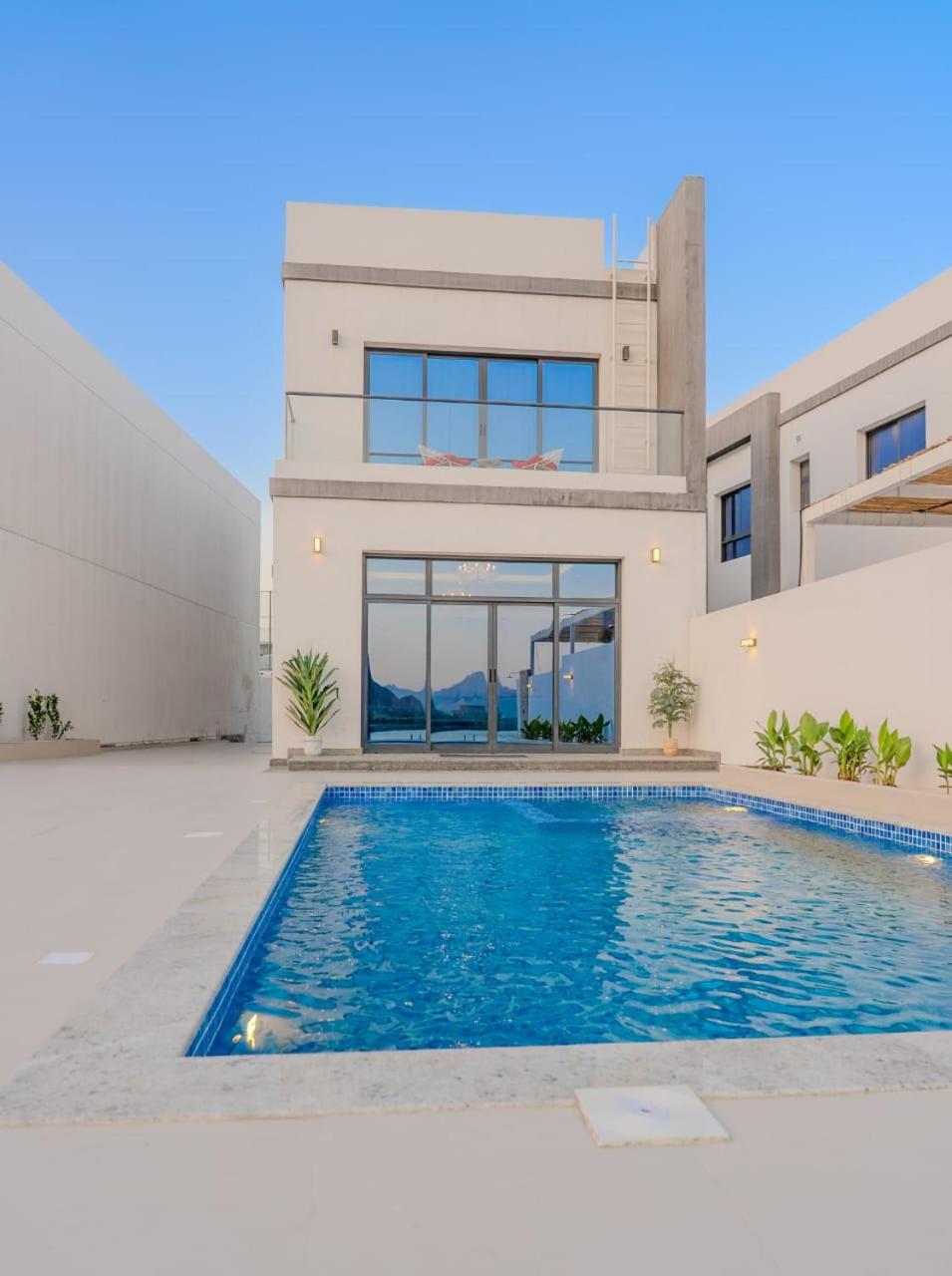 Al Dana Vitamin Sea Villa
