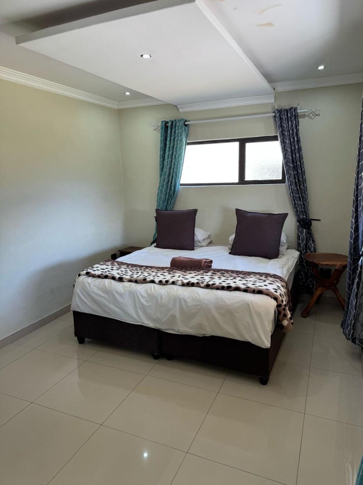 Imbabala private game lodge
