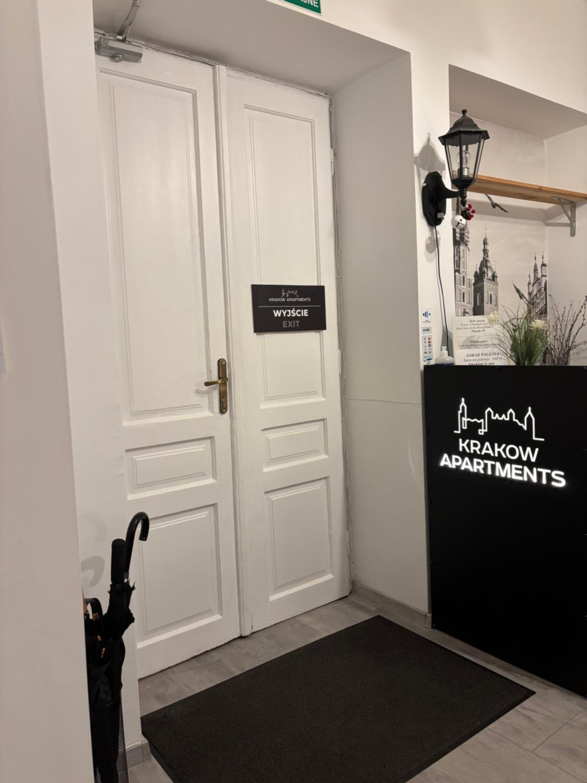 Krakow Apartments & Rooms