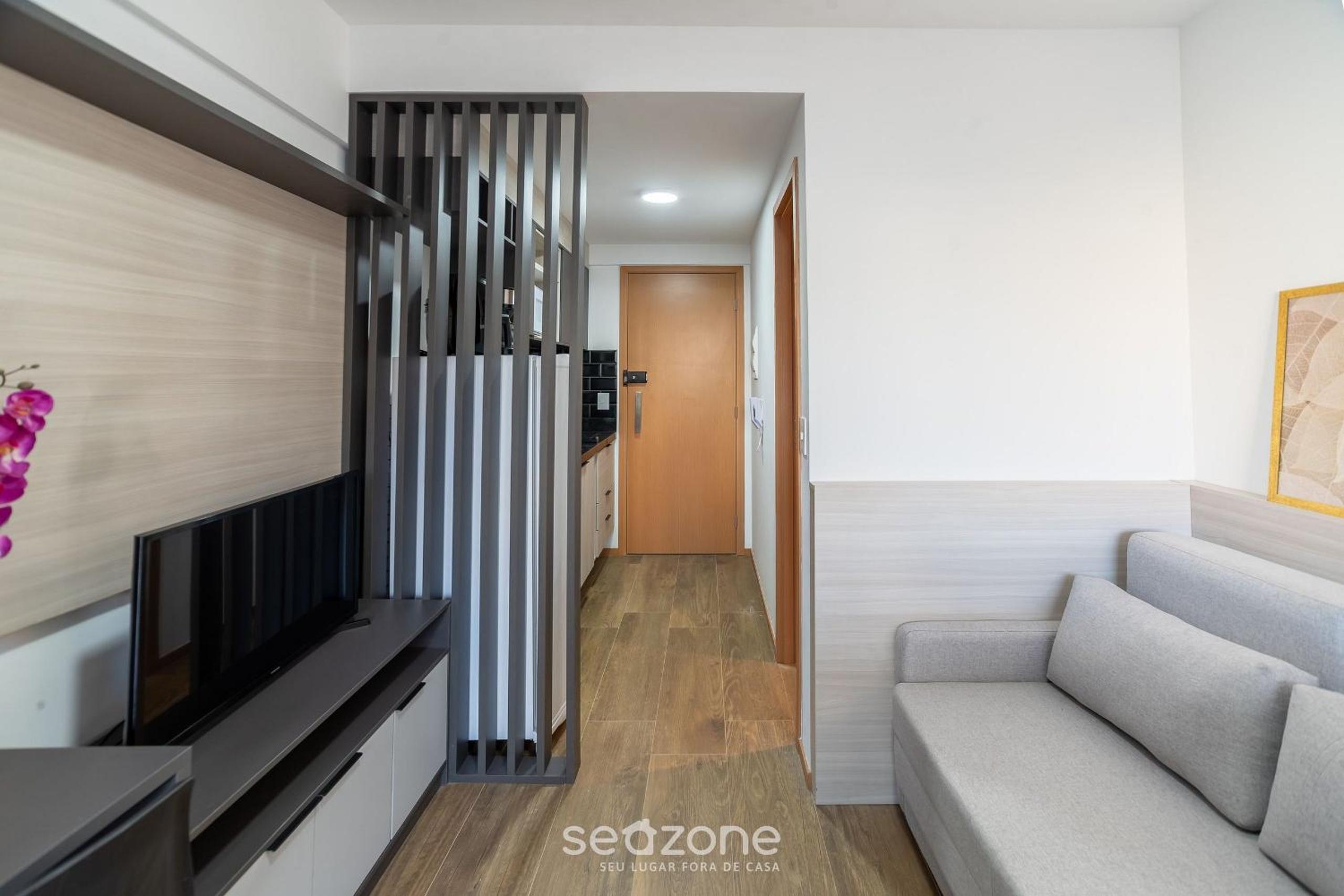 Units in Building with Swimming Pool in Barra-SSA - EUB