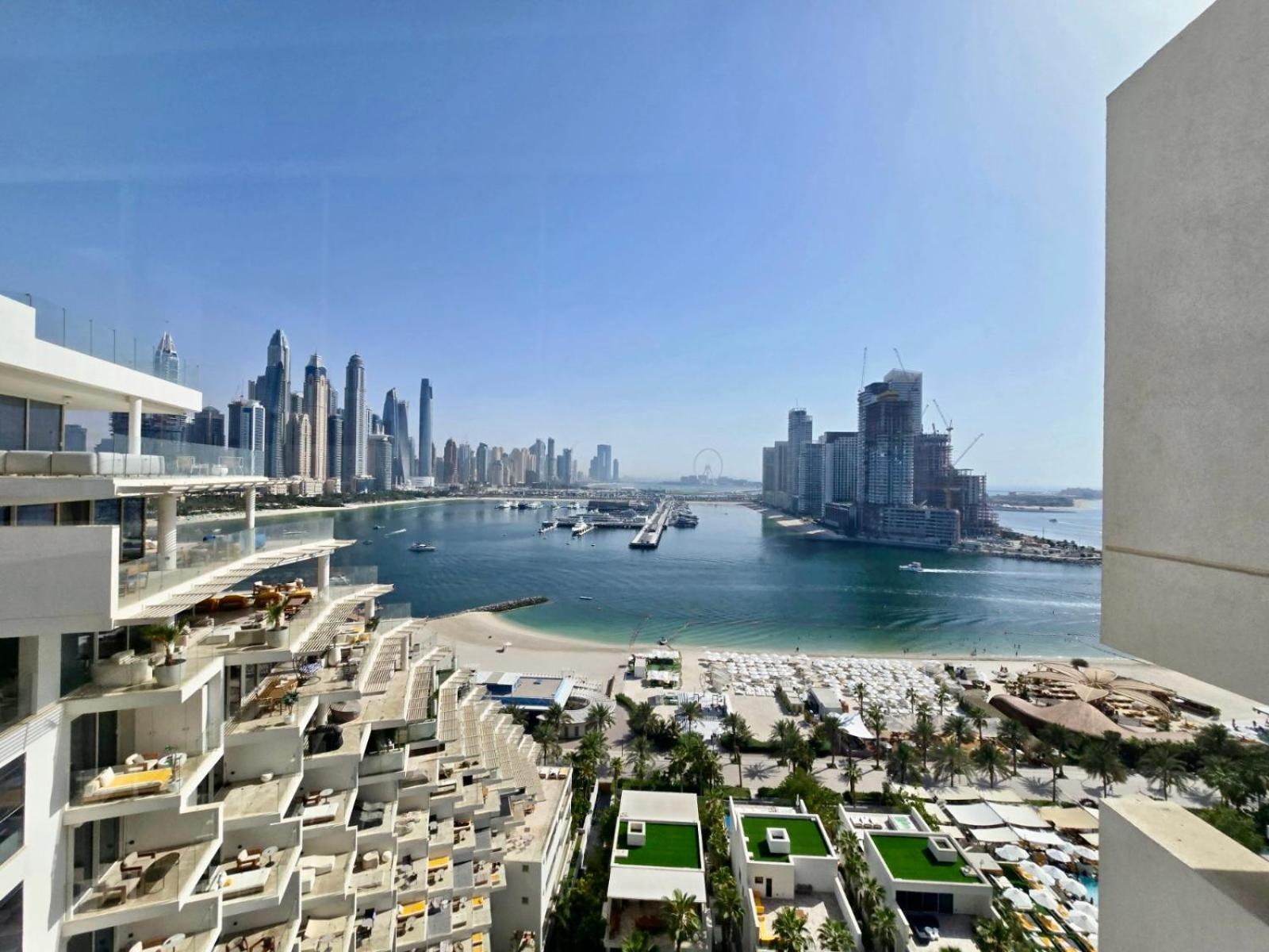 Venduras- 4BR Luxe Duplex Penthouse At Palm Private Pool