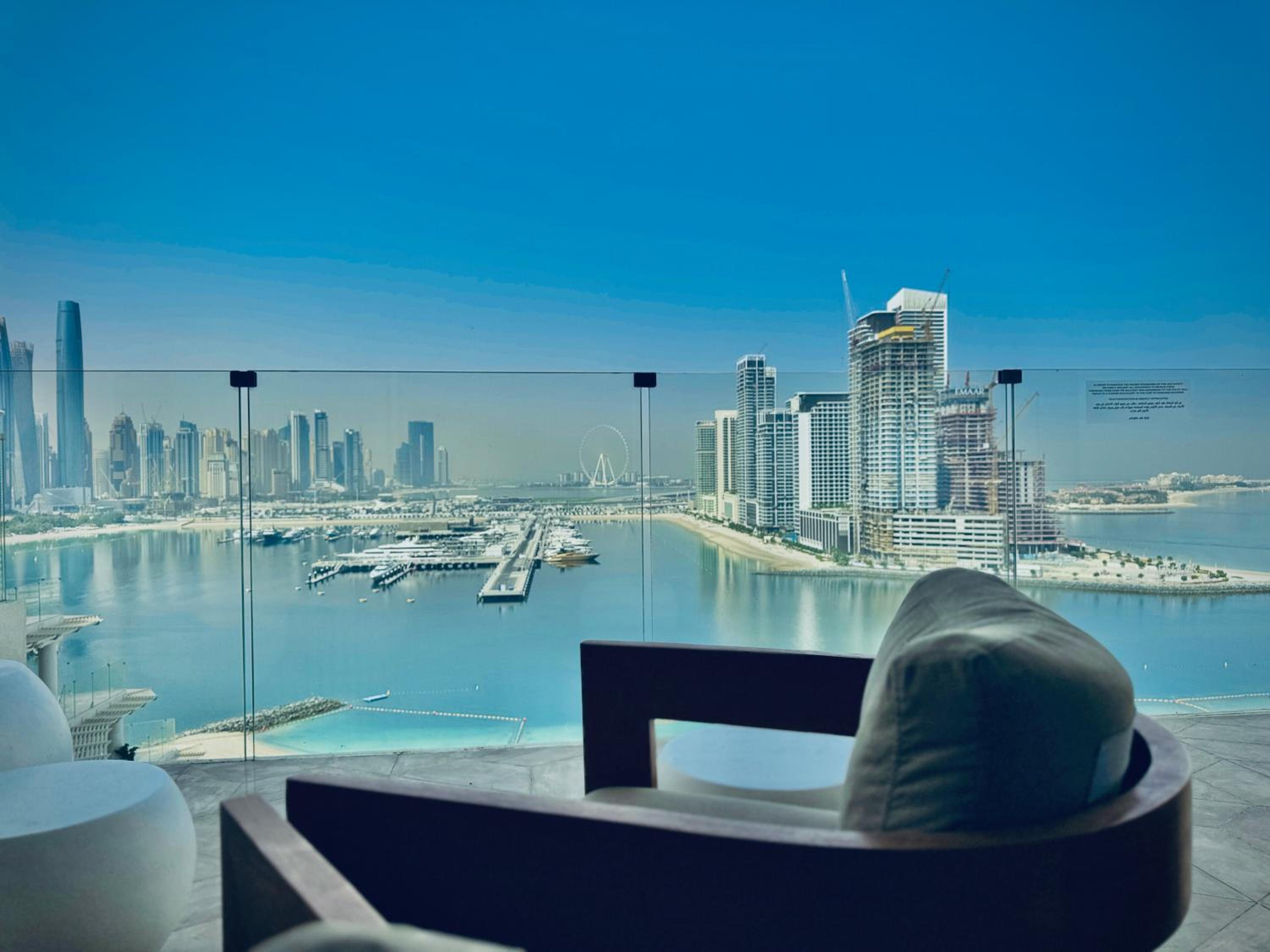 Venduras- 4BR Luxe Duplex Penthouse At Palm Private Pool