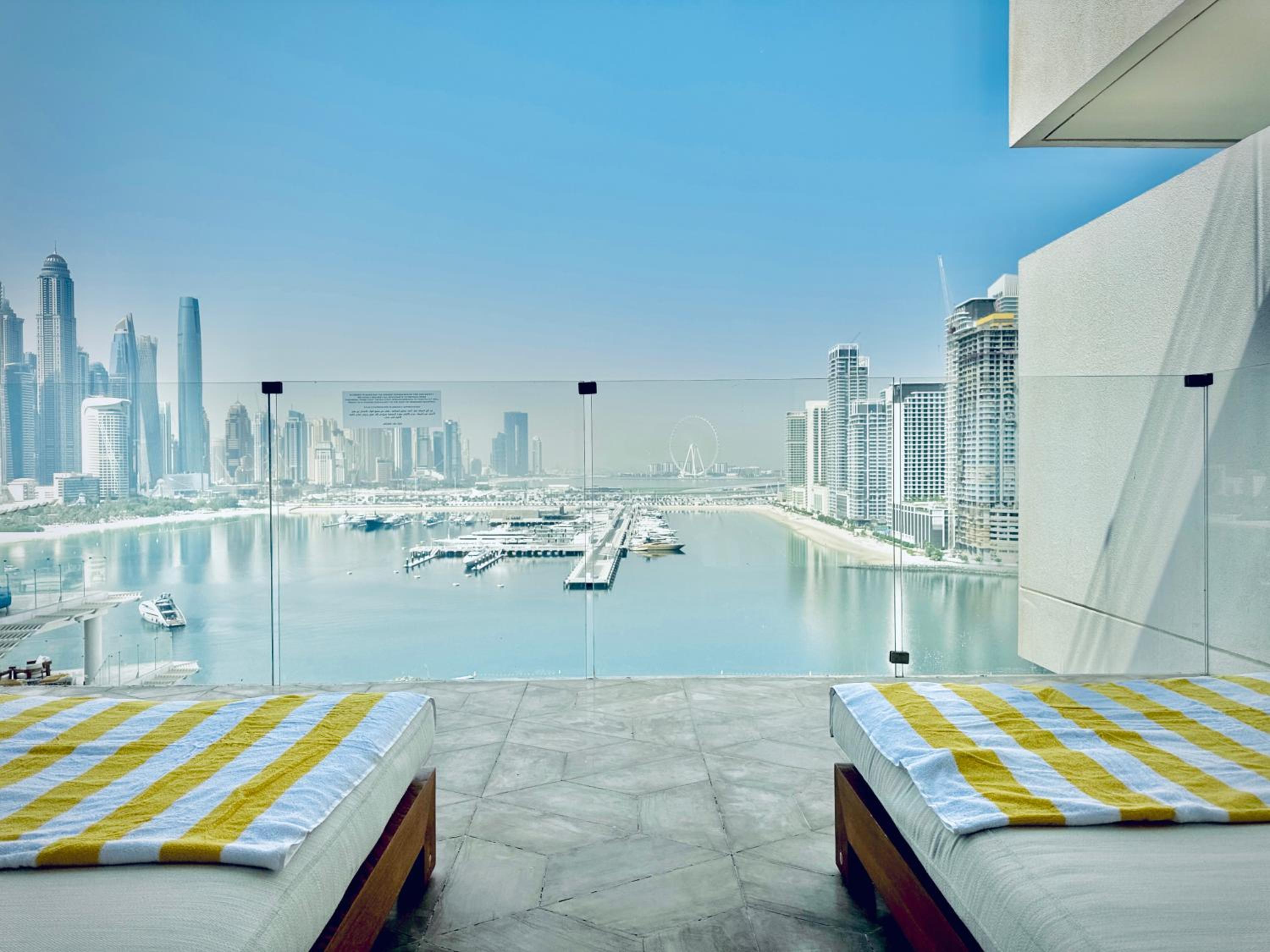 Venduras- 4BR Luxe Duplex Penthouse At Palm Private Pool