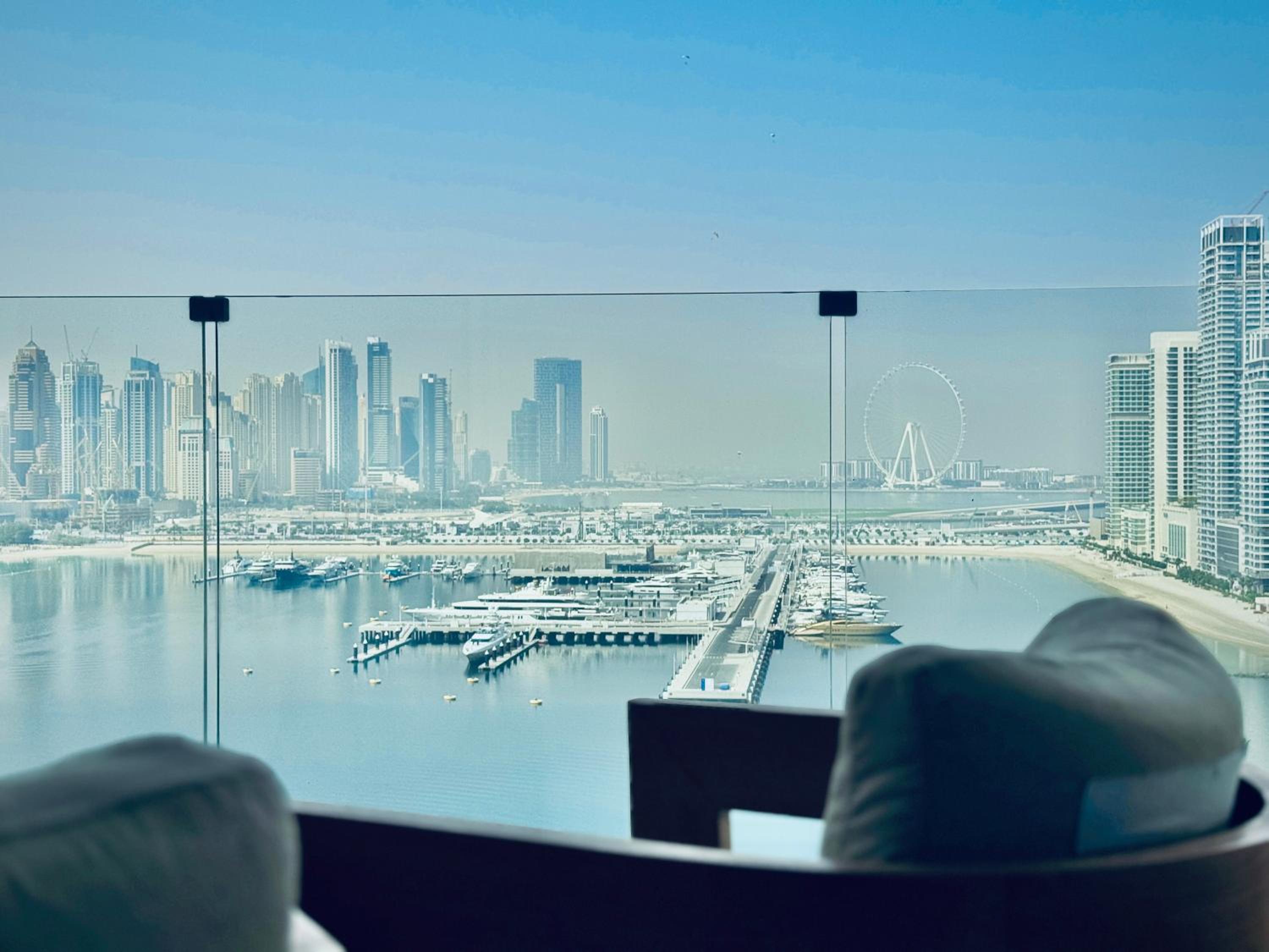Venduras- 4BR Luxe Duplex Penthouse At Palm Private Pool