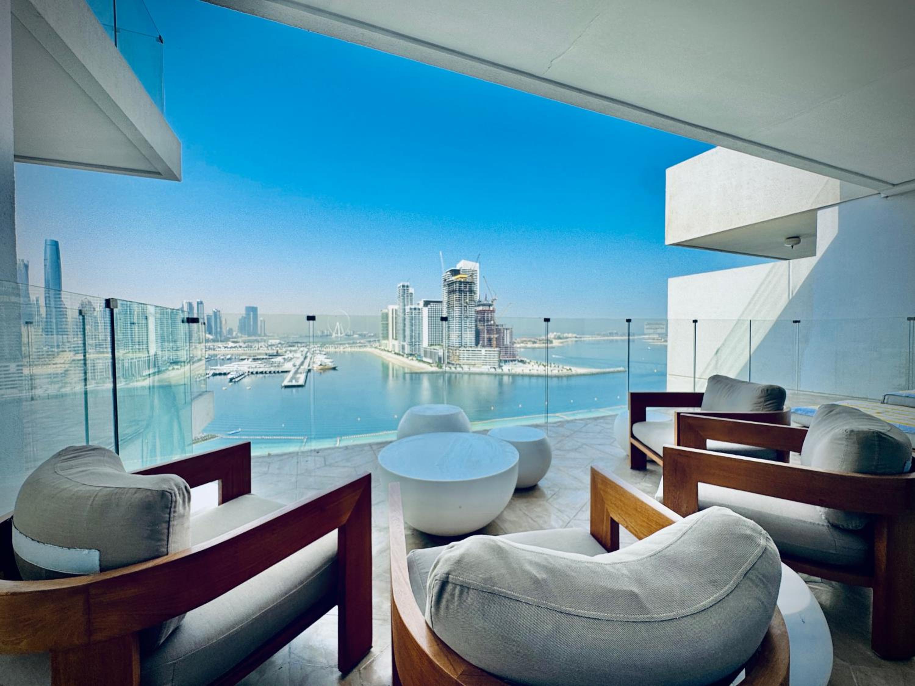 Venduras- 4BR Luxe Duplex Penthouse At Palm Private Pool