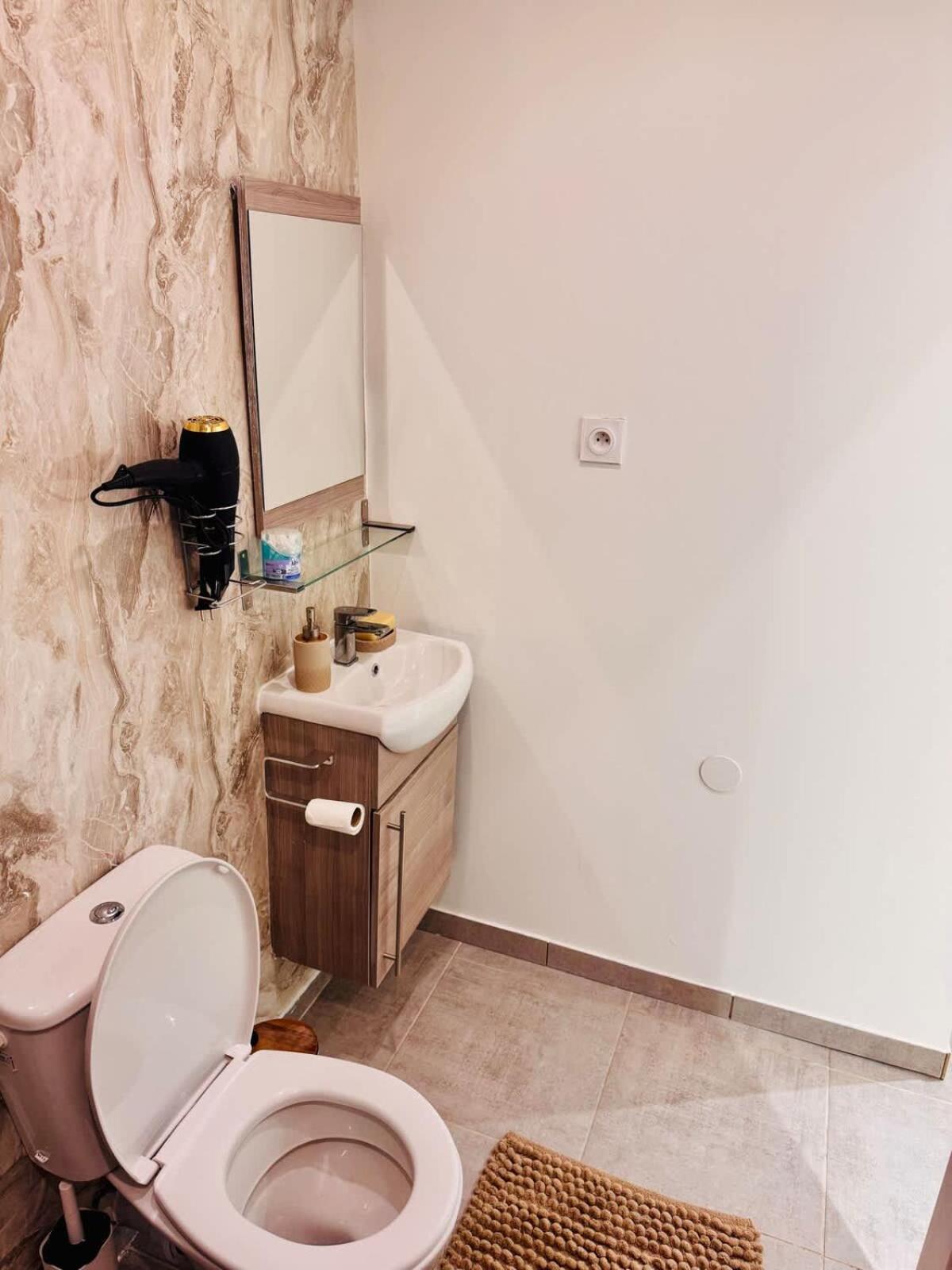 Loft Bis cosy proche des plages et villes