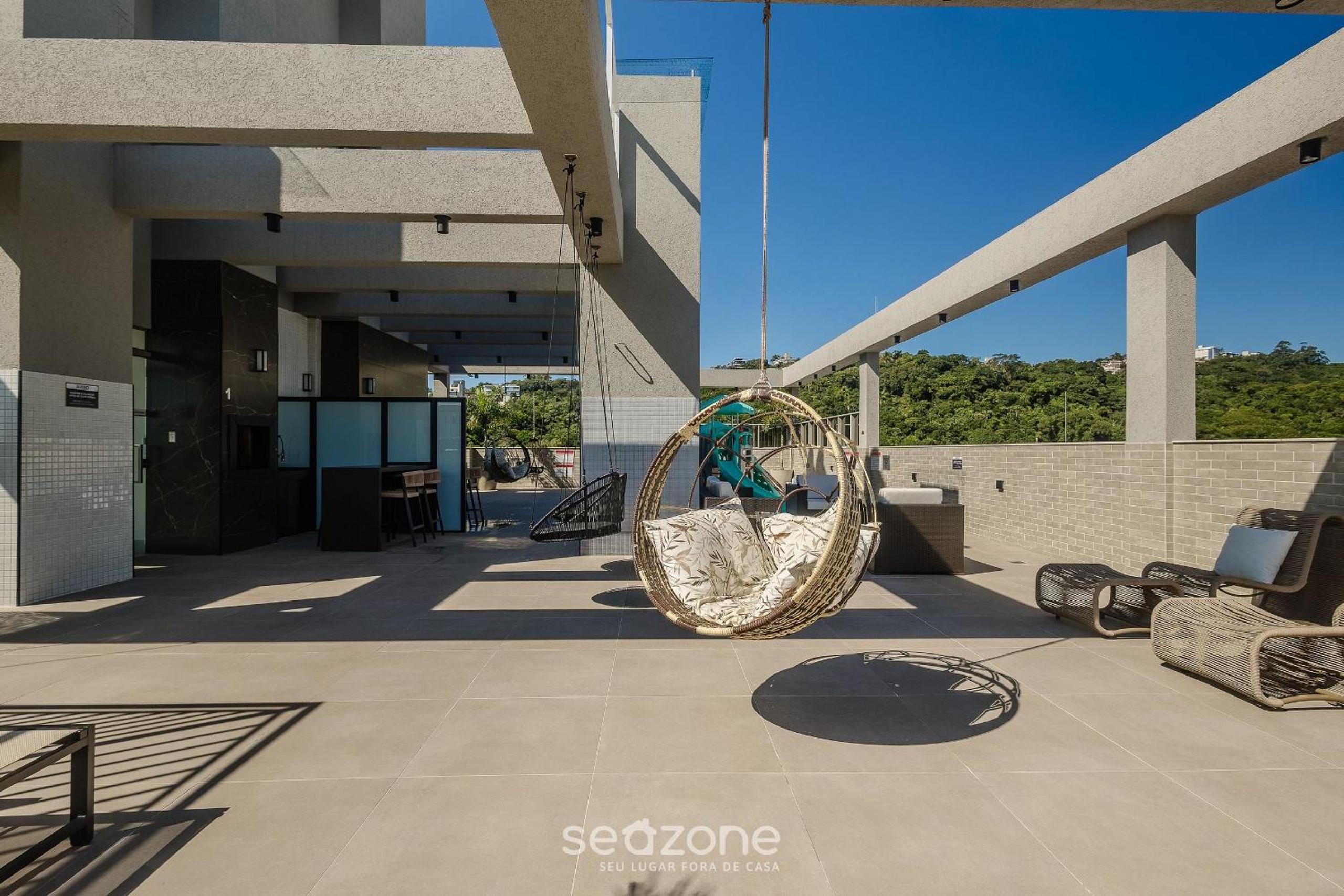 Your exclusive stay with pool and jacuzzi just 500 meters from the beach - ELF