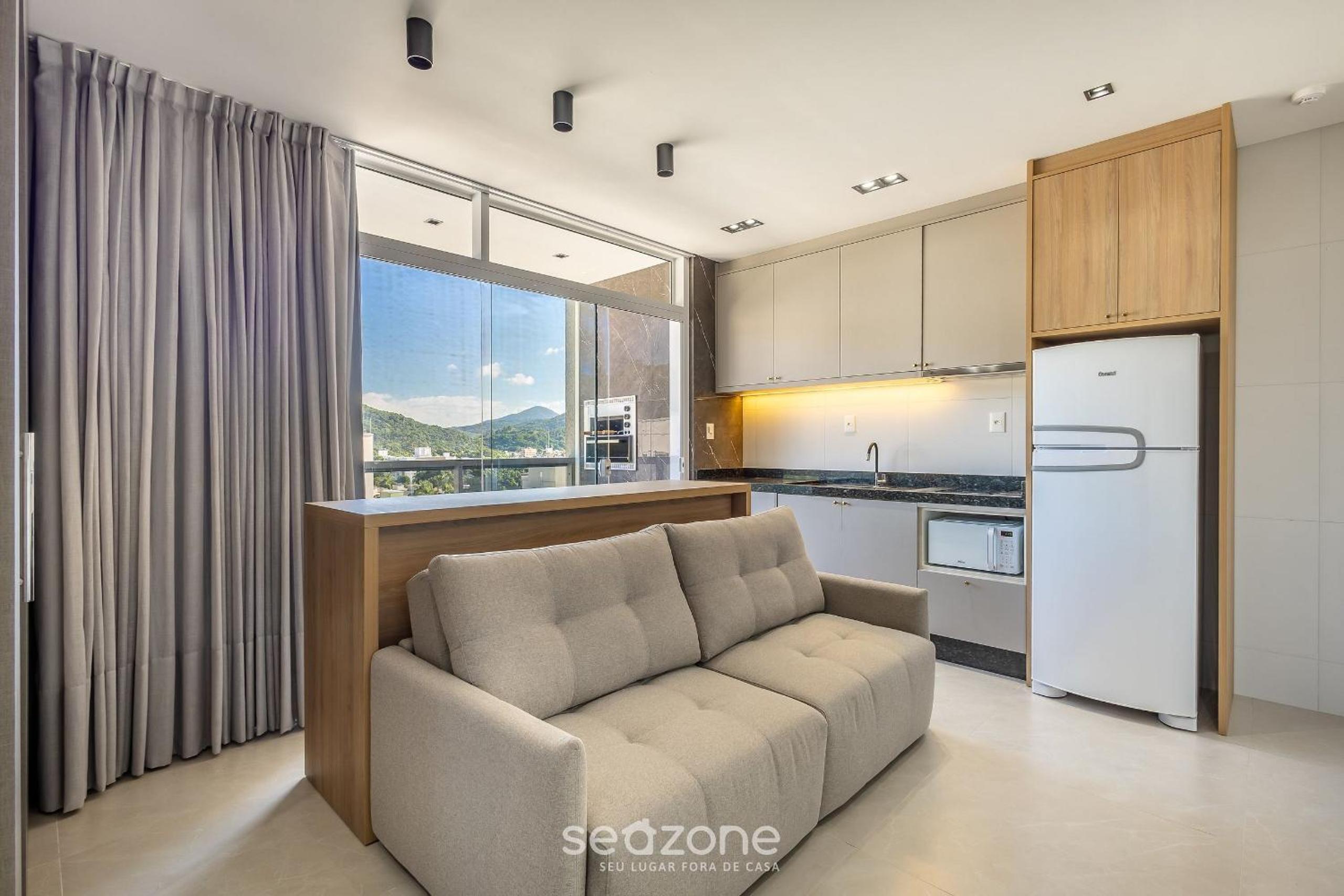 Your exclusive stay with pool and jacuzzi just 500 meters from the beach - ELF