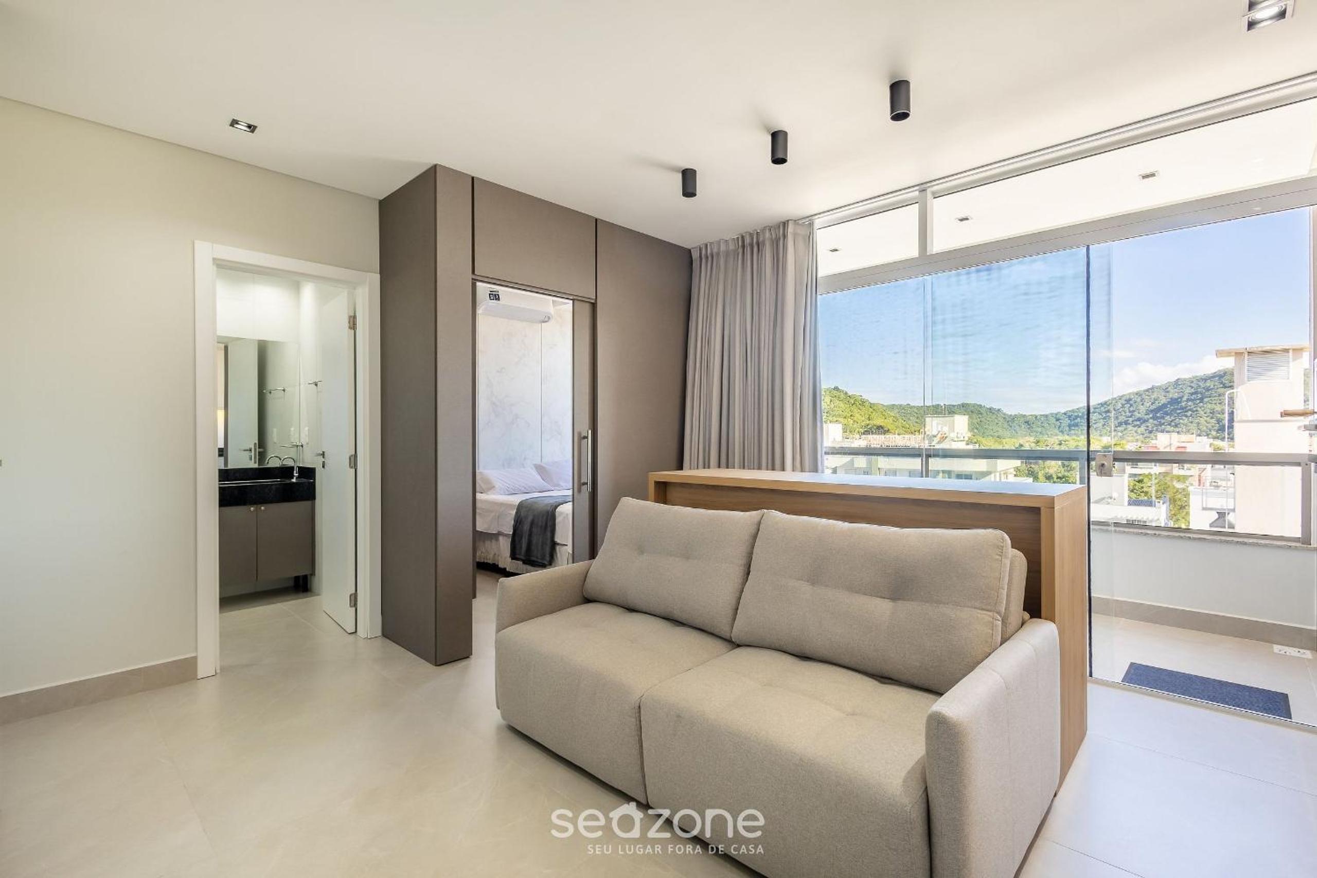 Your exclusive stay with pool and jacuzzi just 500 meters from the beach - ELF