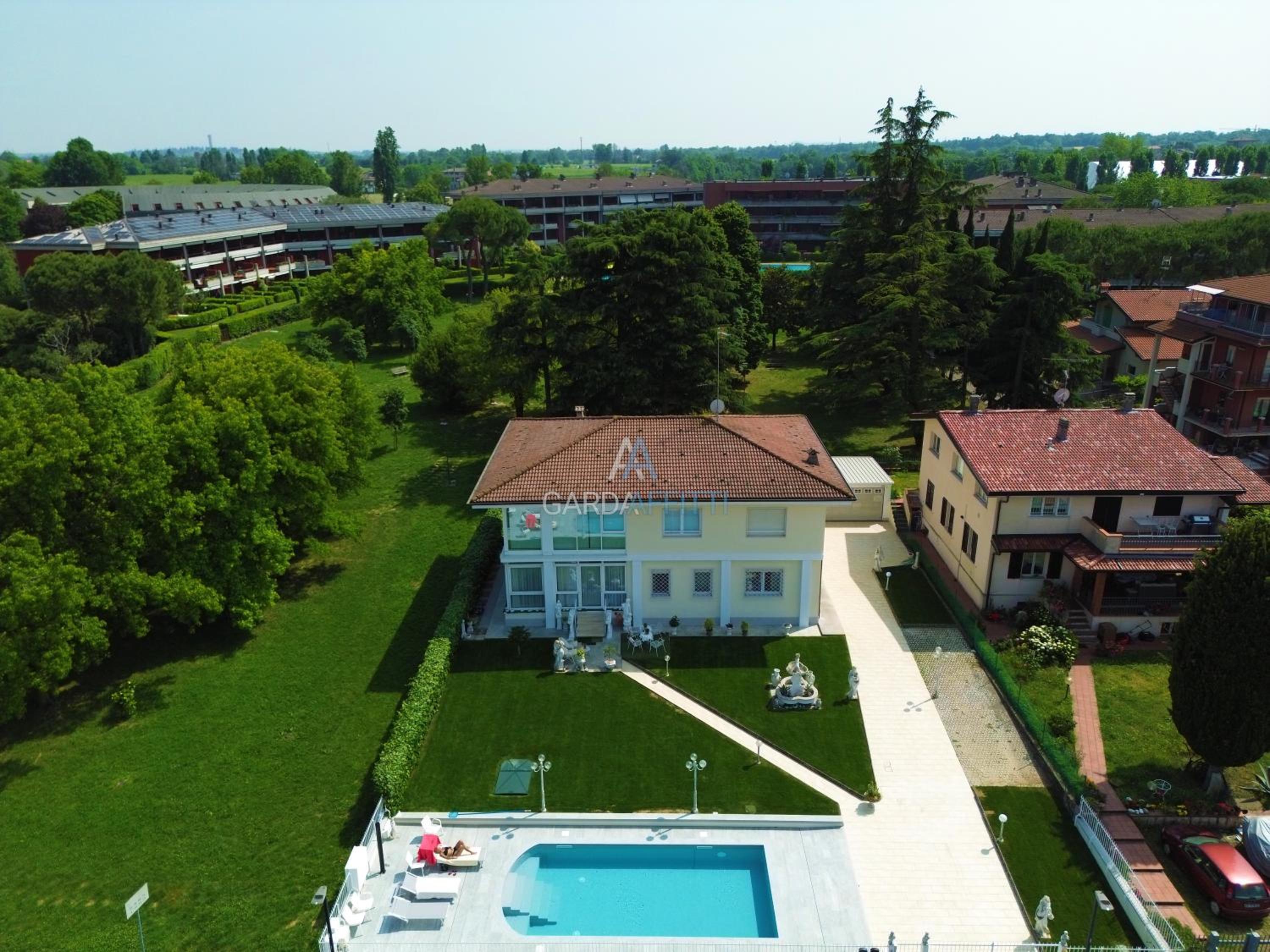 Diamond Lake View - Prestige Villa a 100m dal Lago