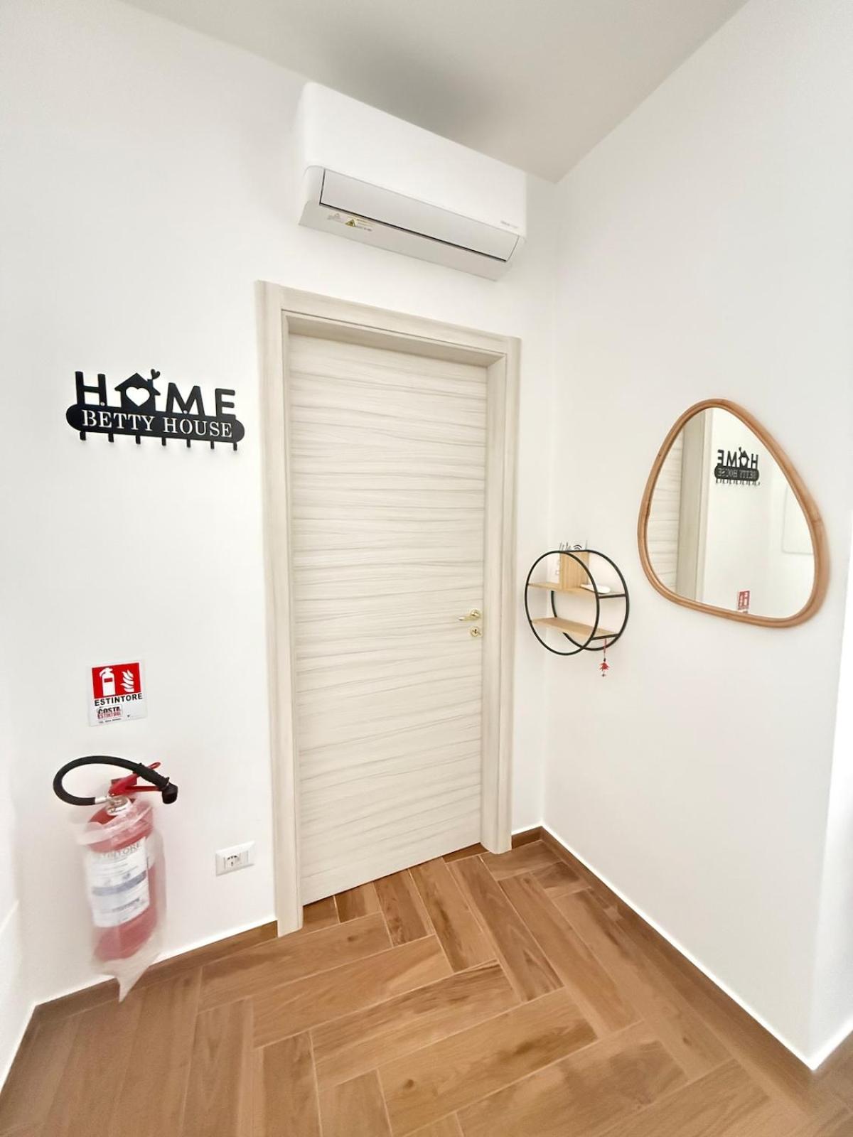 Betti Holiday House