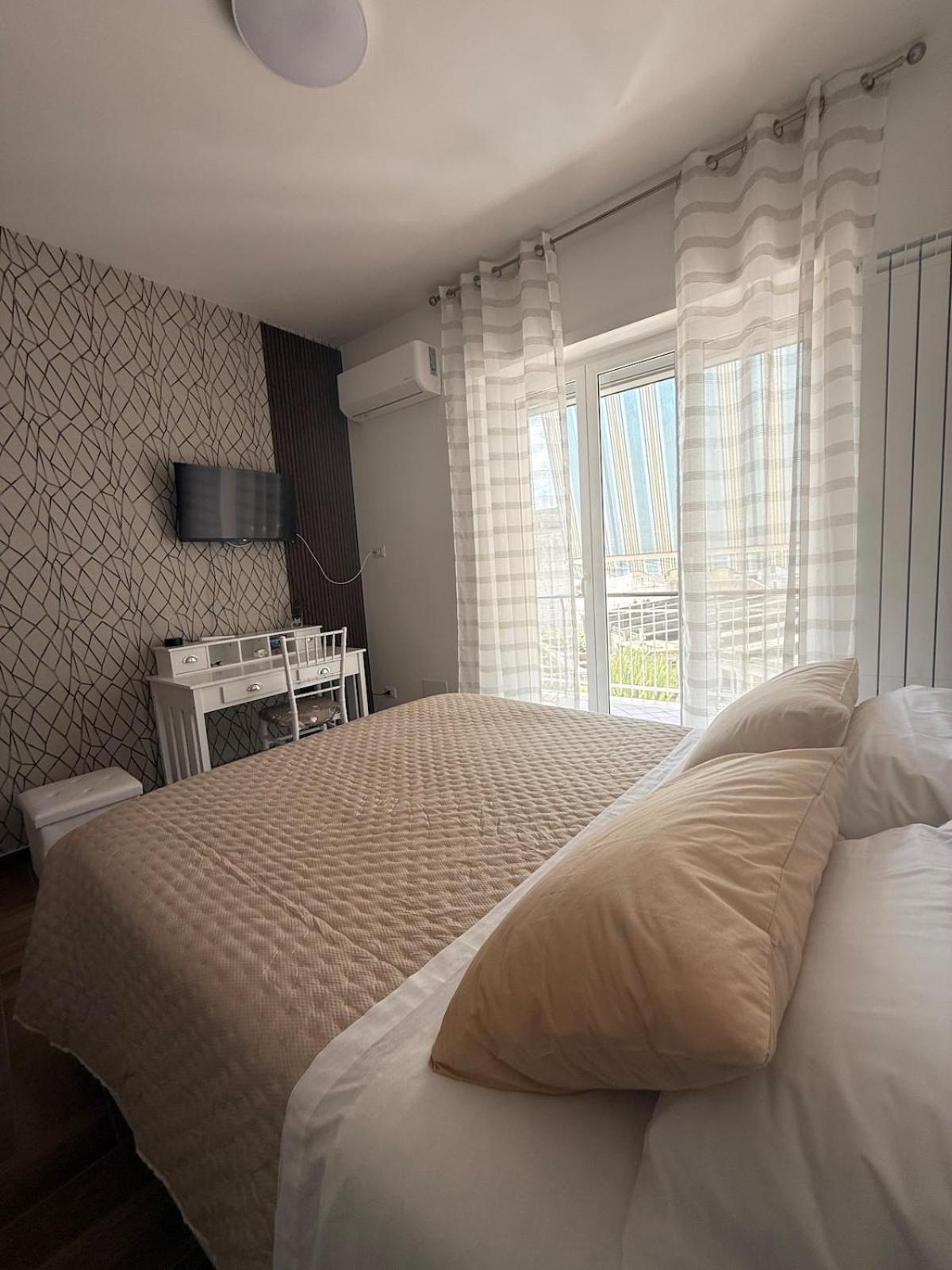 Betti Holiday House