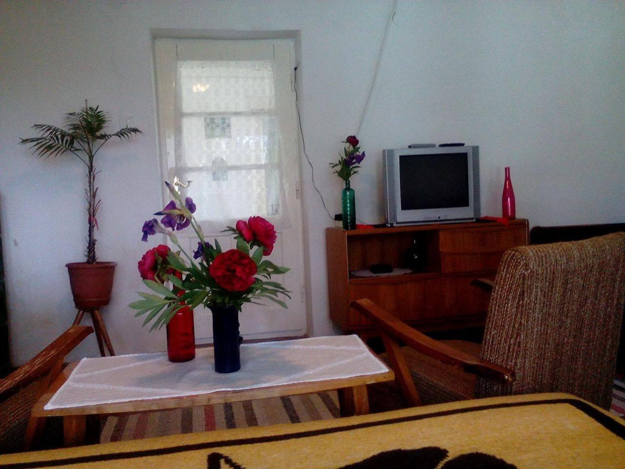 Photo 68