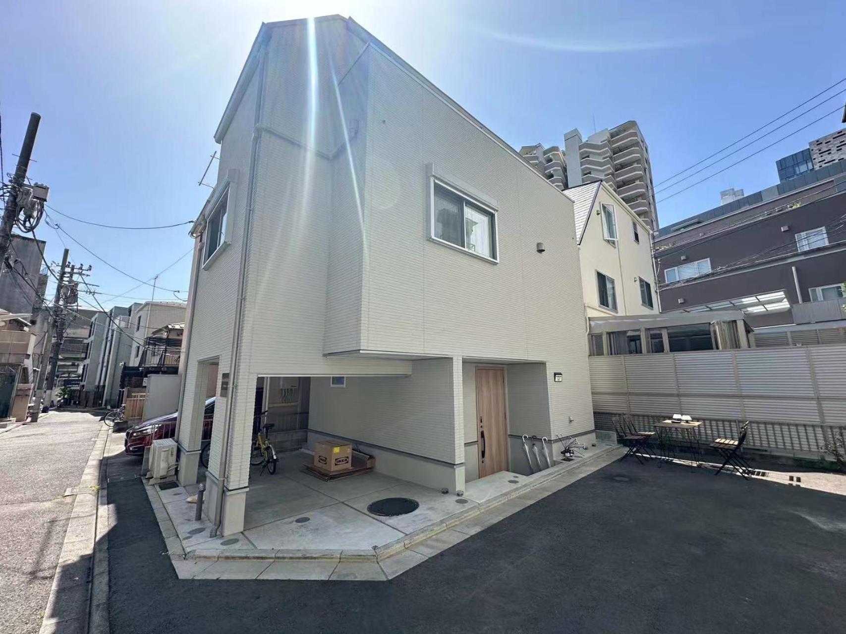 New Garfieldhome Shinjuku