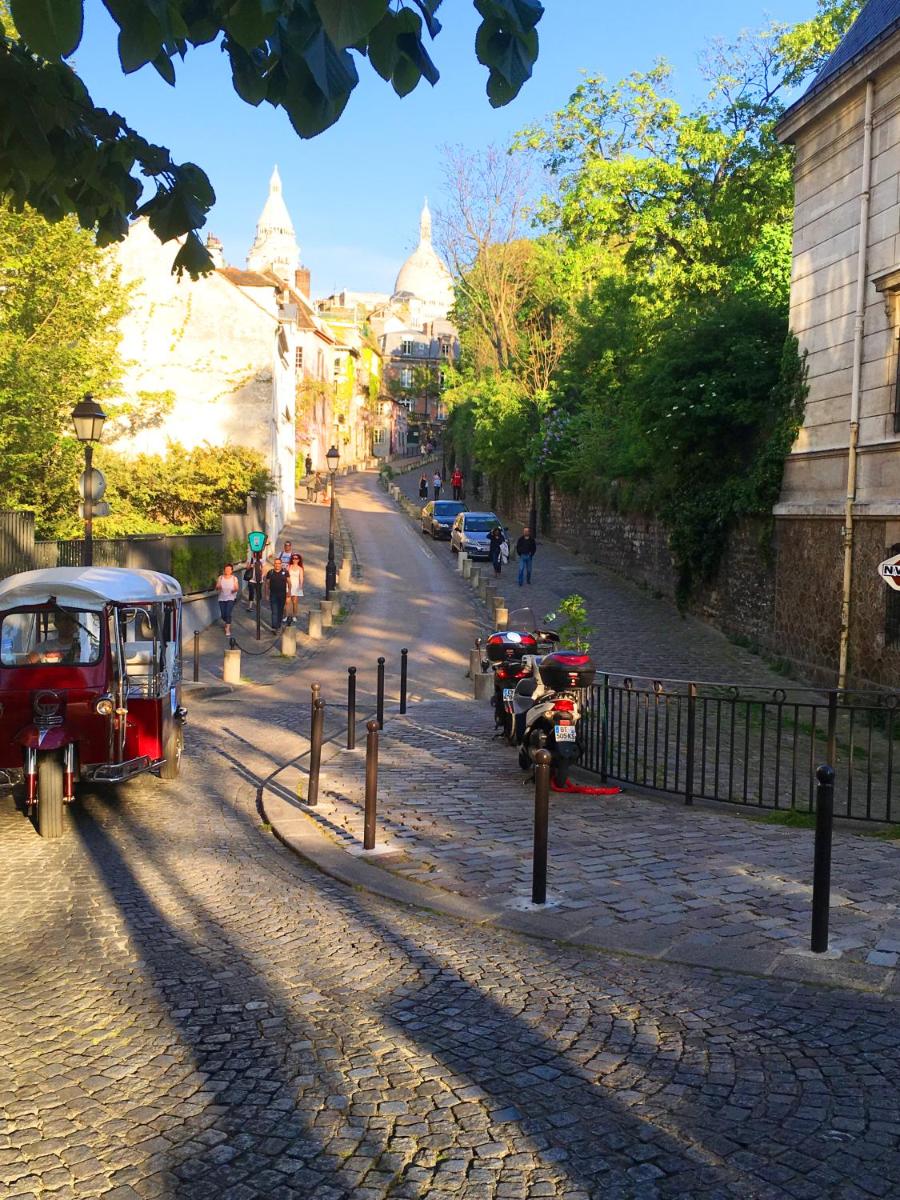 Romantic Artist Room Montmartre Bed & Breakfast