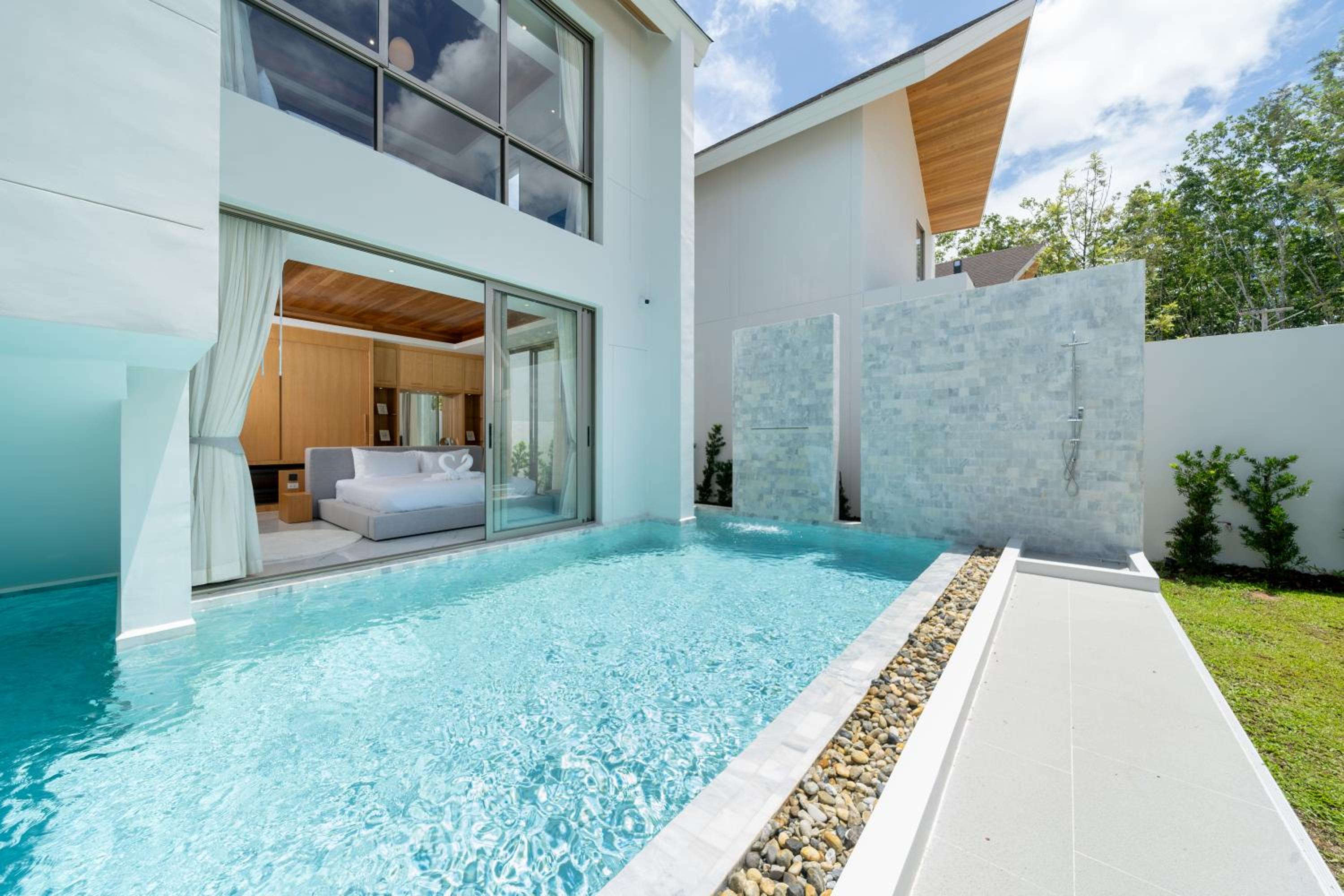 4BR Private Pool Villa near Laguna & Beach - Lux Pride 2 by Warm Plus