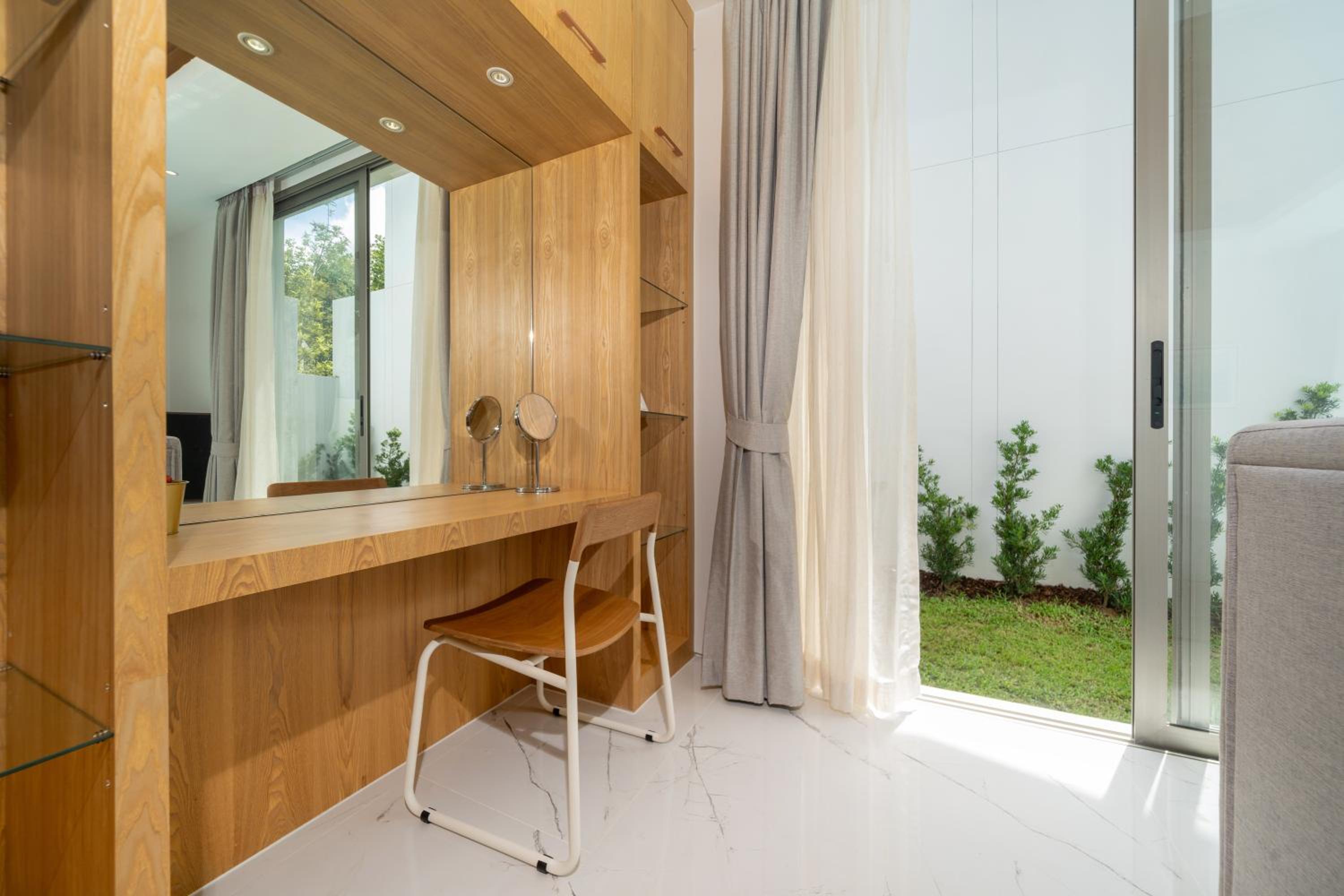 4BR Private Pool Villa near Laguna & Beach - Lux Pride 2 by Warm Plus