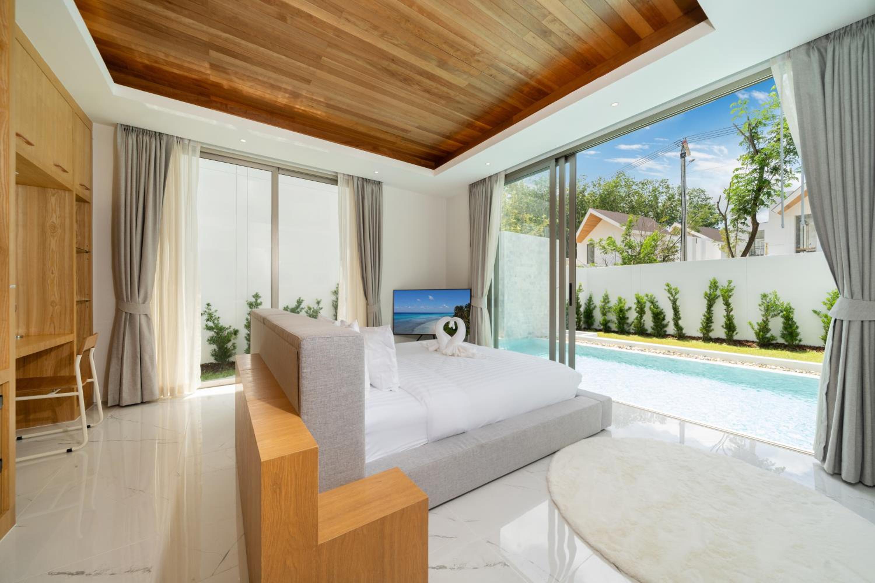 4BR Private Pool Villa near Laguna & Beach - Lux Pride 2 by Warm Plus
