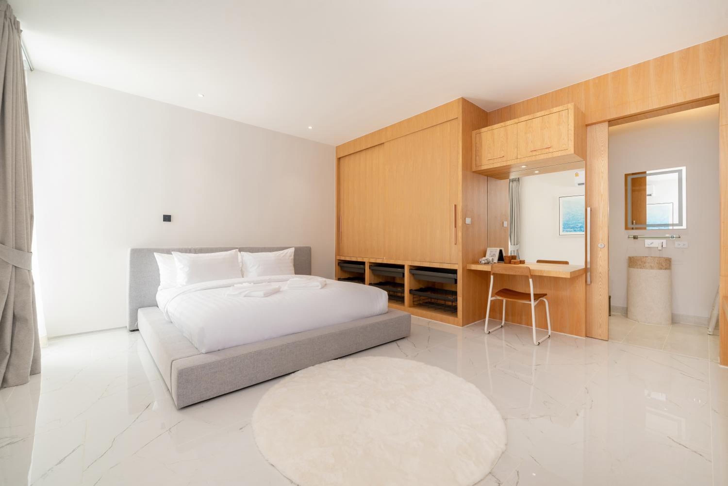 4BR Private Pool Villa near Laguna & Beach - Lux Pride 2 by Warm Plus