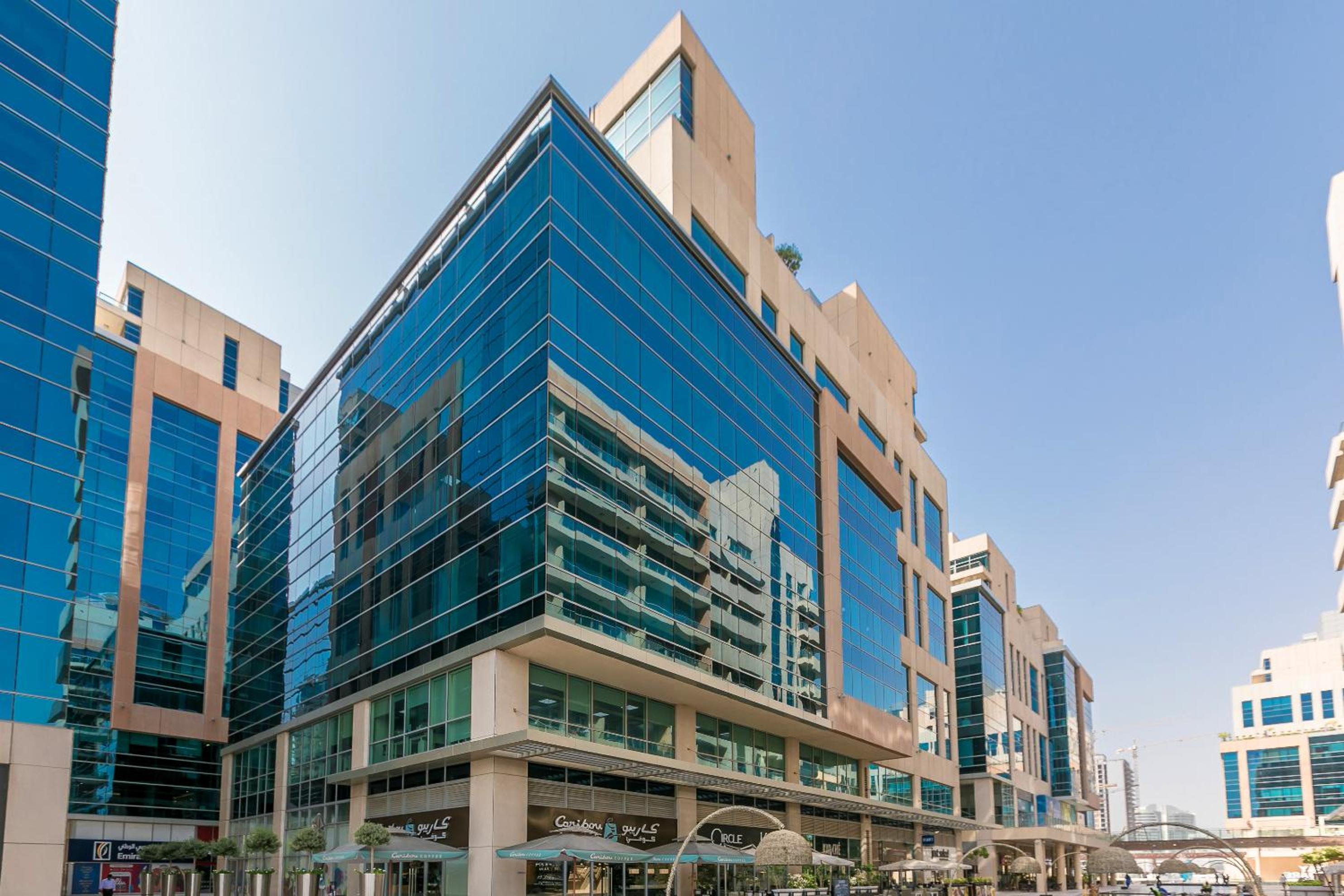 Elegant Studio with Burj Khalifa Skyline Views