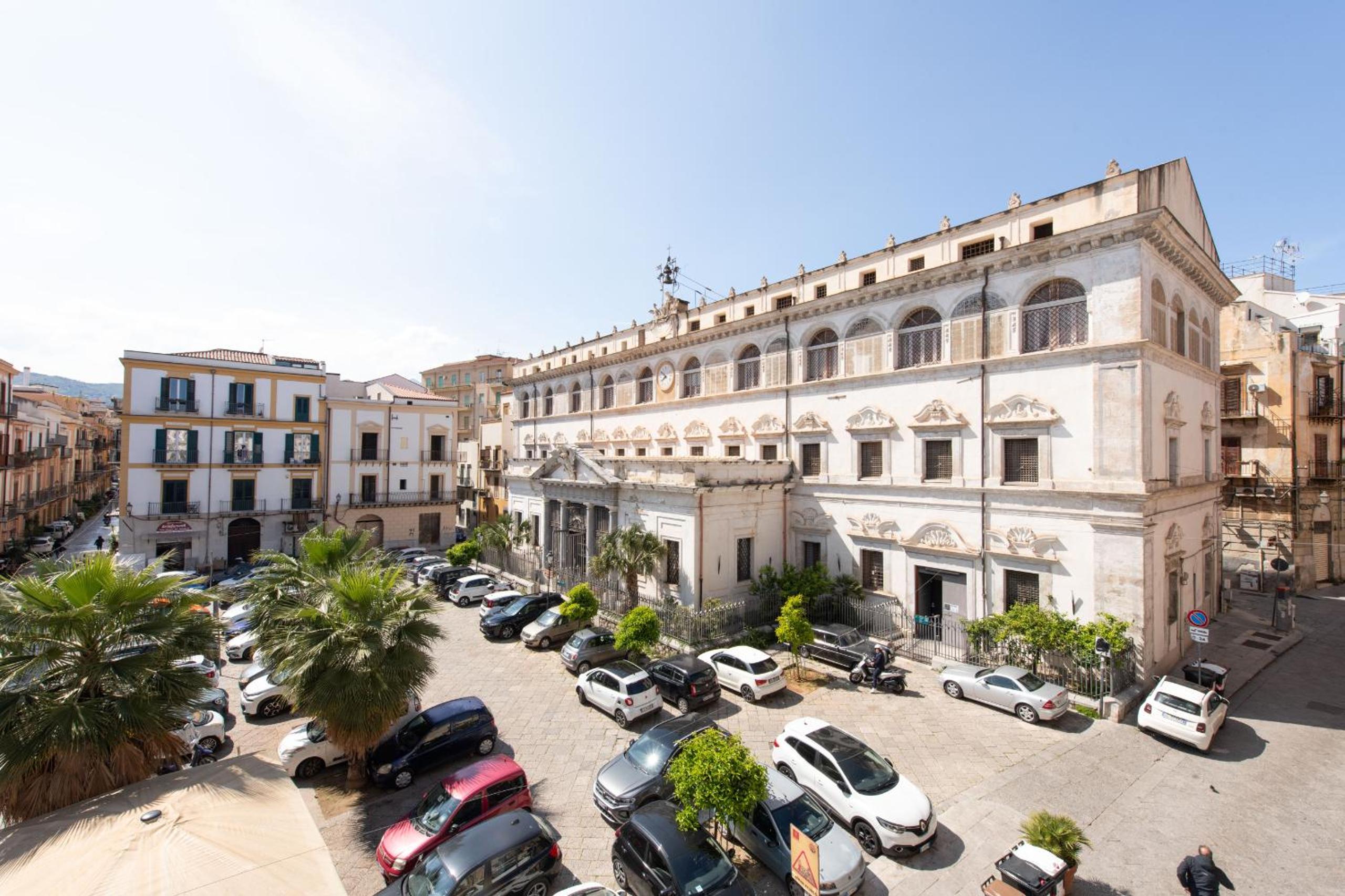 Ci' Capo Apartments by Wonderful Italy photo 4