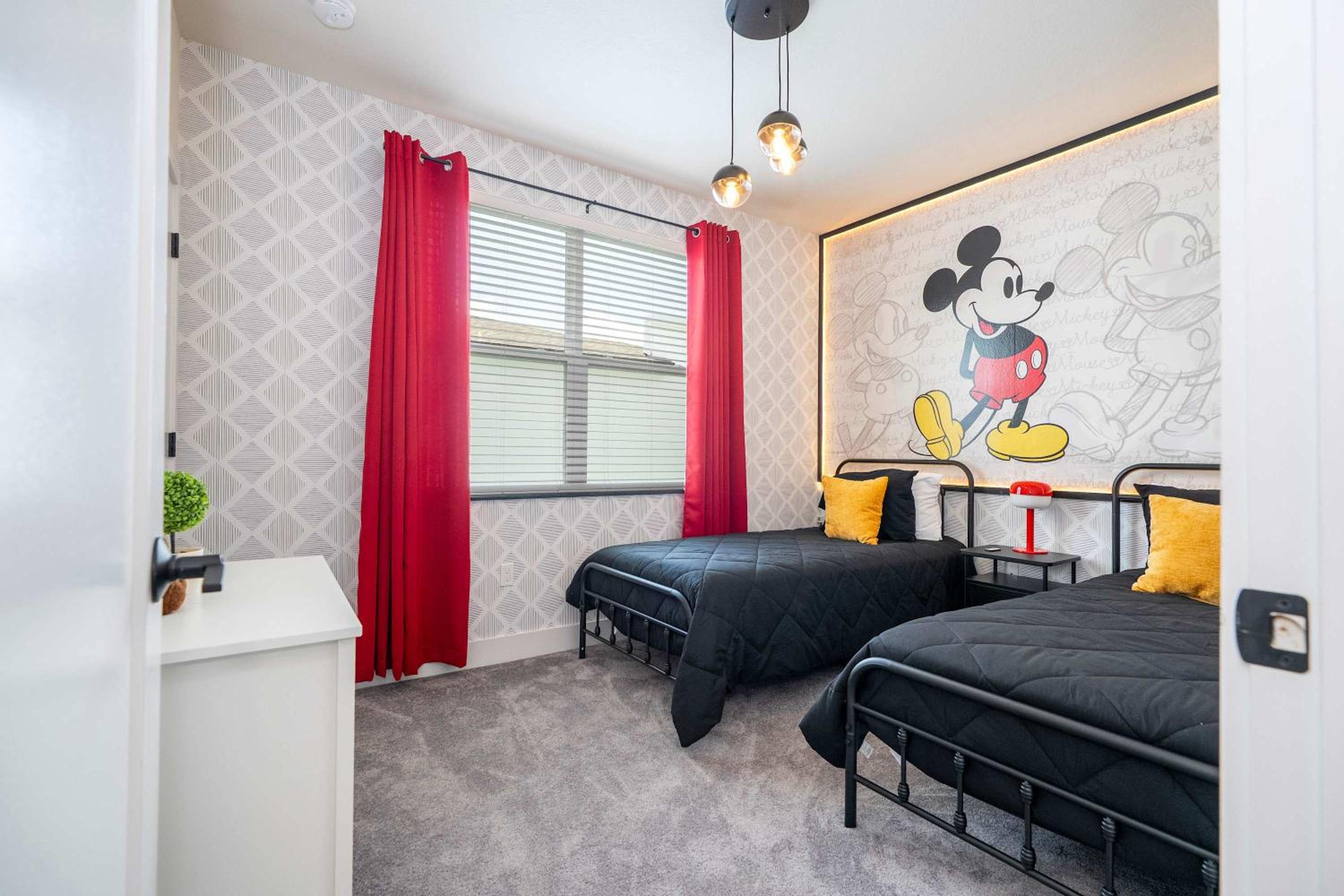Family Friendly w Pool near Disney at Serenity 1420