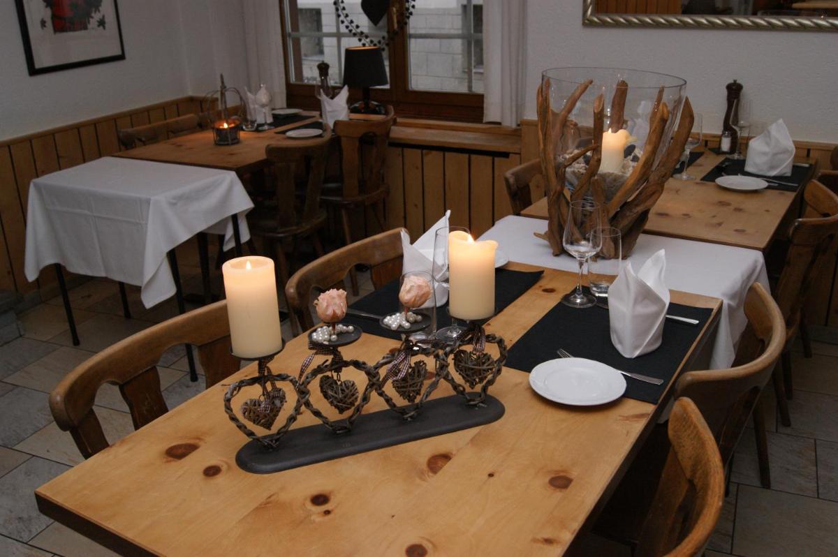 restaurant