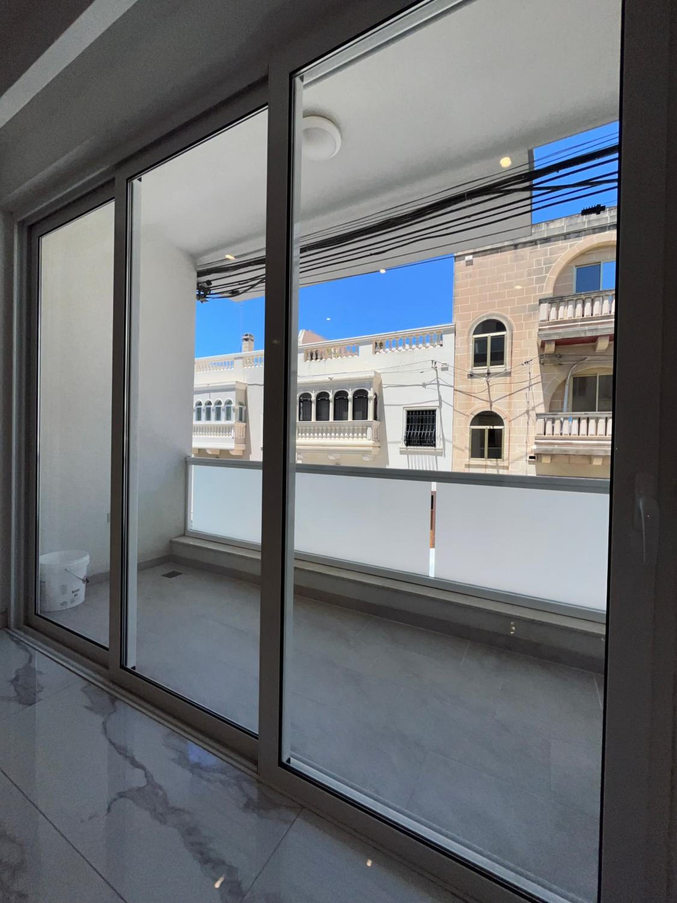 MAPAS - luxury 3 bedroom Apartments