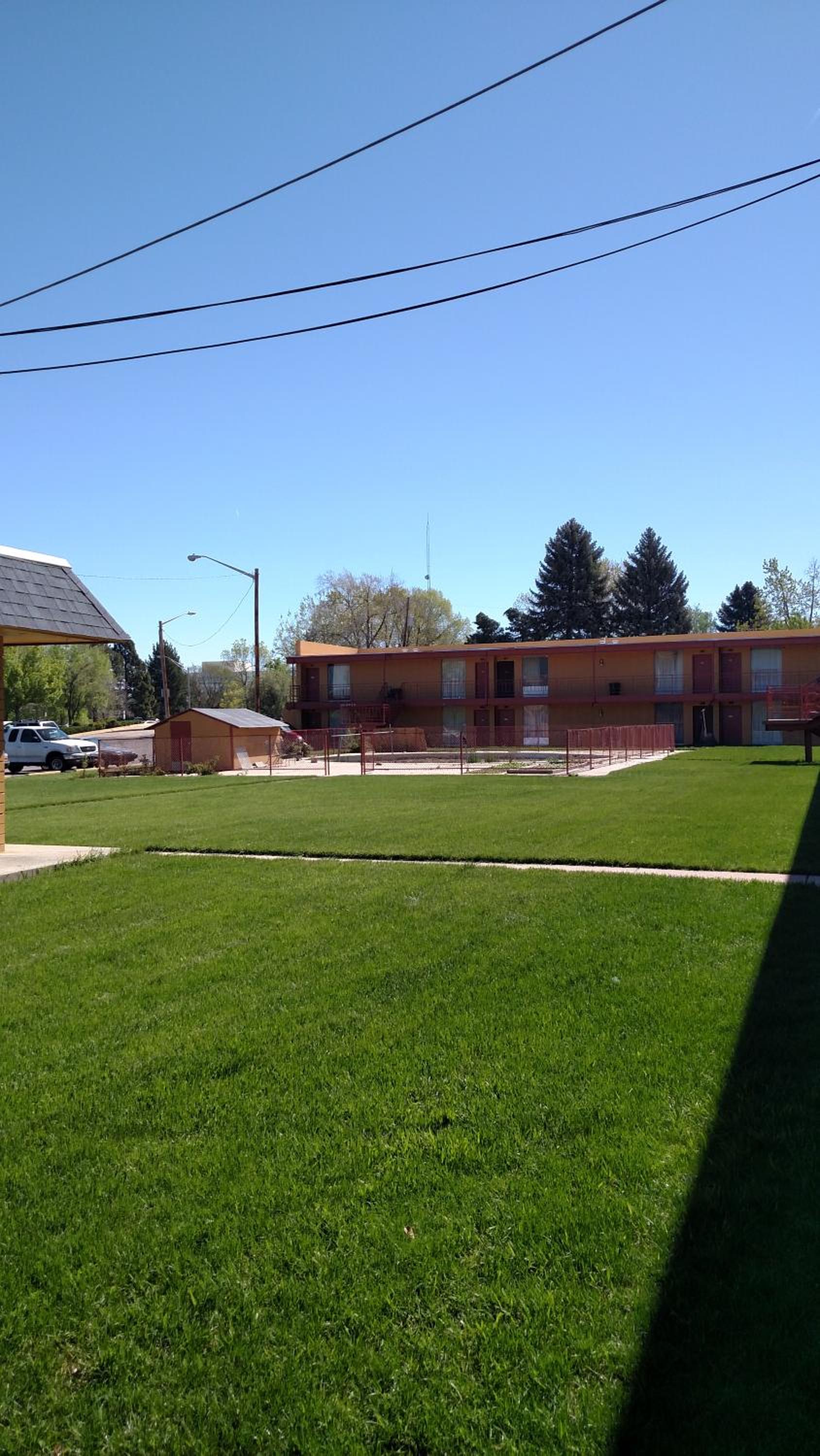 Essex House Motel
