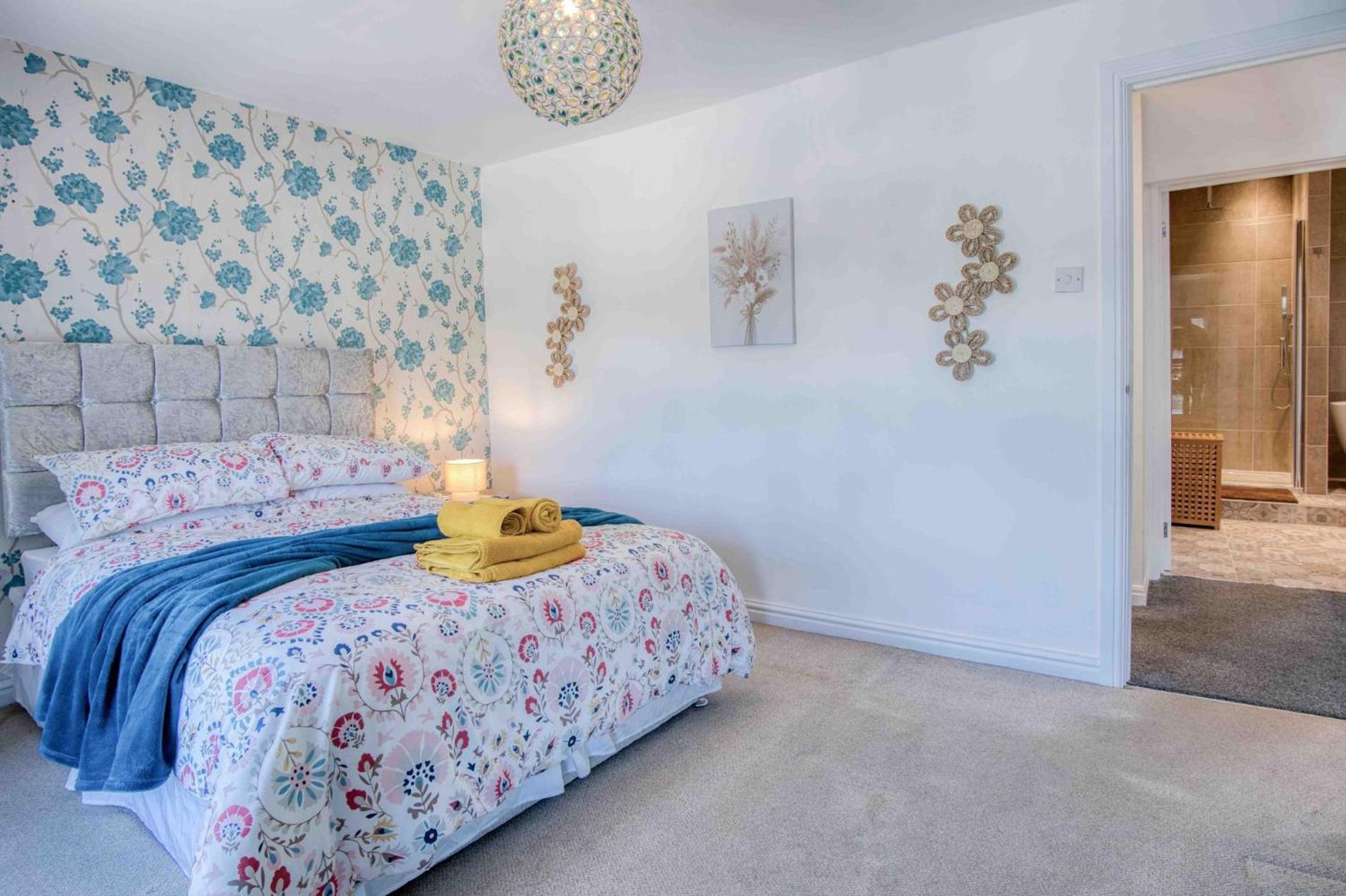 Hopkins Retreat Farm - 5 Bedroom House - Swansea