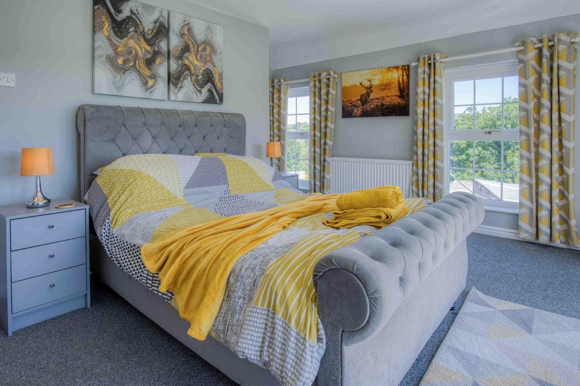 Hopkins Retreat Farm - 5 Bedroom House - Swansea