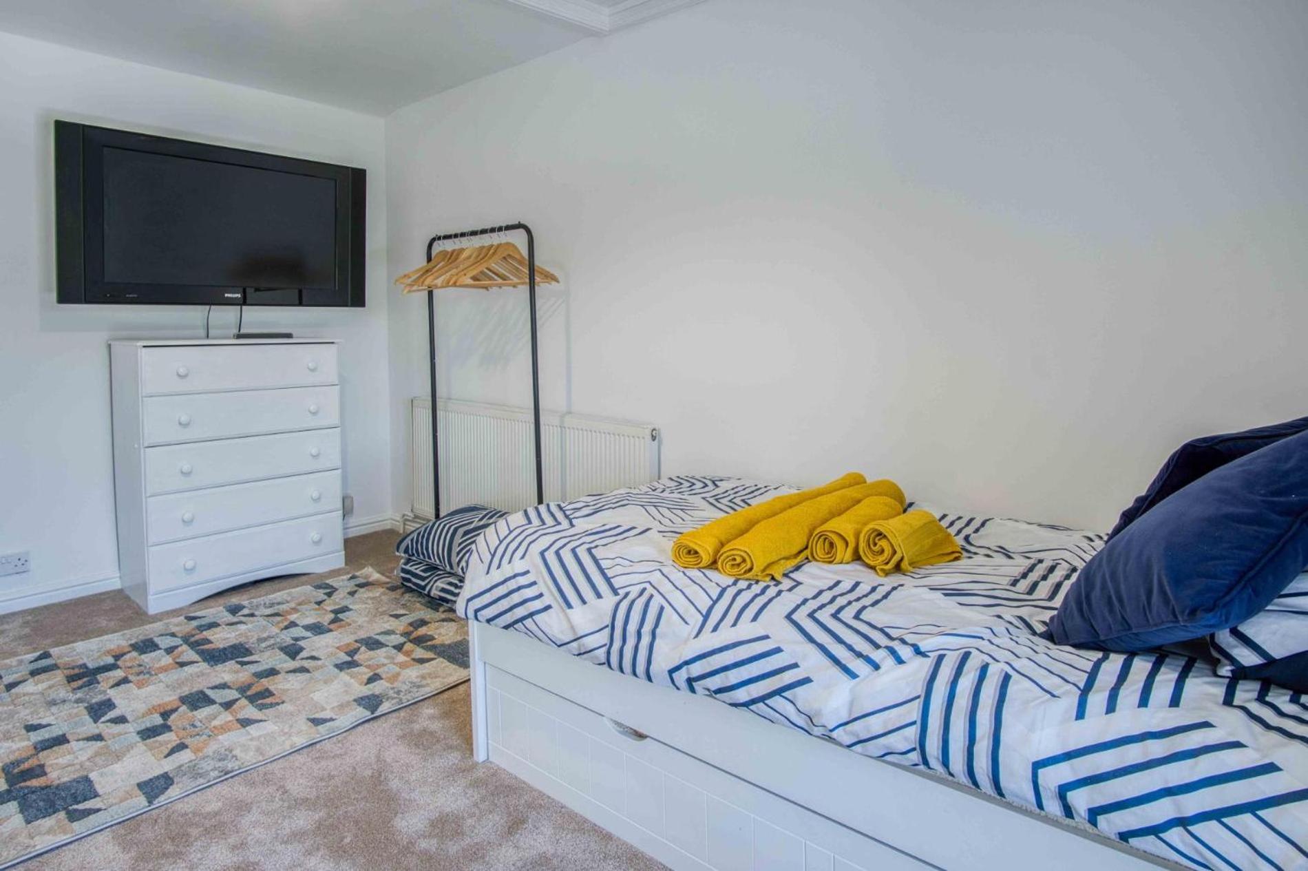 Hopkins Retreat Farm - 5 Bedroom House - Swansea