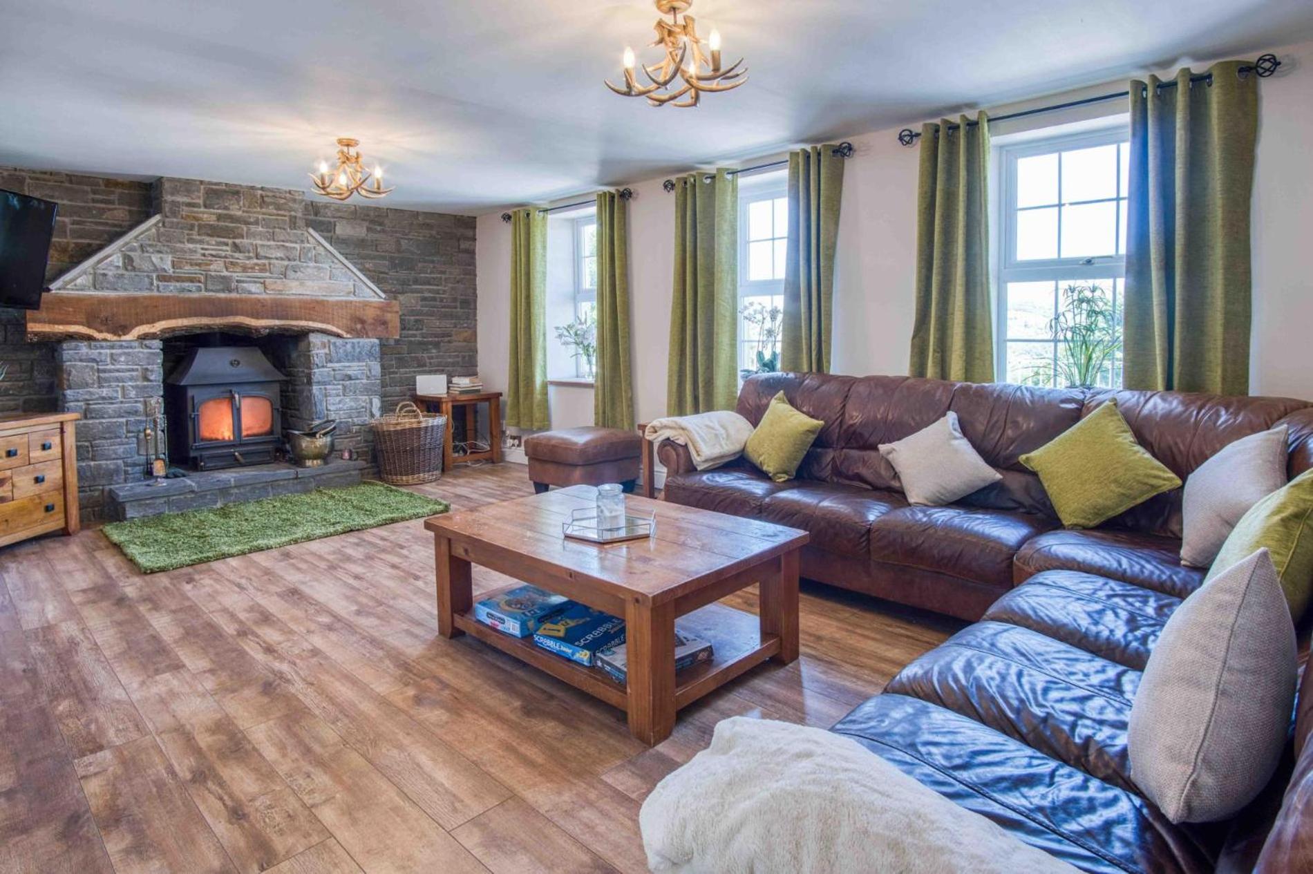 Hopkins Retreat Farm - 5 Bedroom House - Swansea