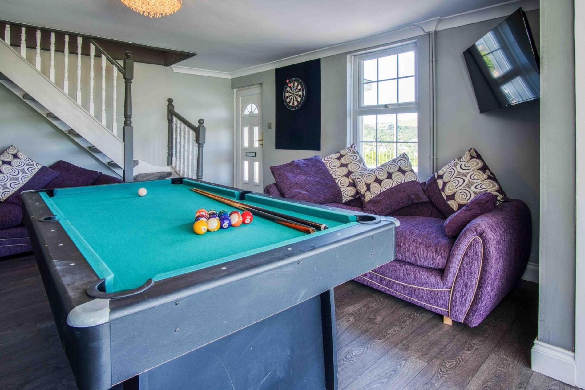 Hopkins Retreat Farm - 5 Bedroom House - Swansea