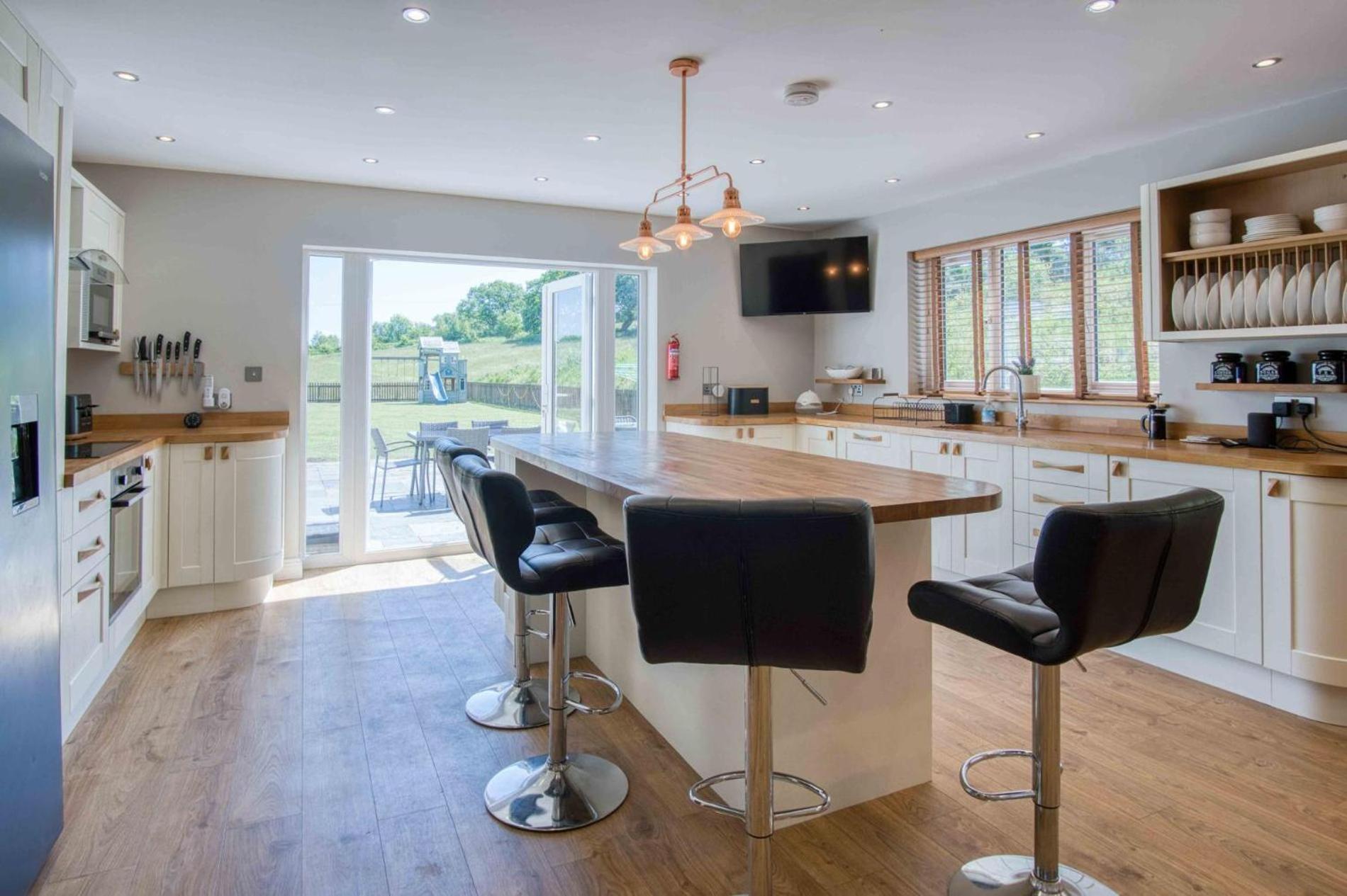 Hopkins Retreat Farm - 5 Bedroom House - Swansea