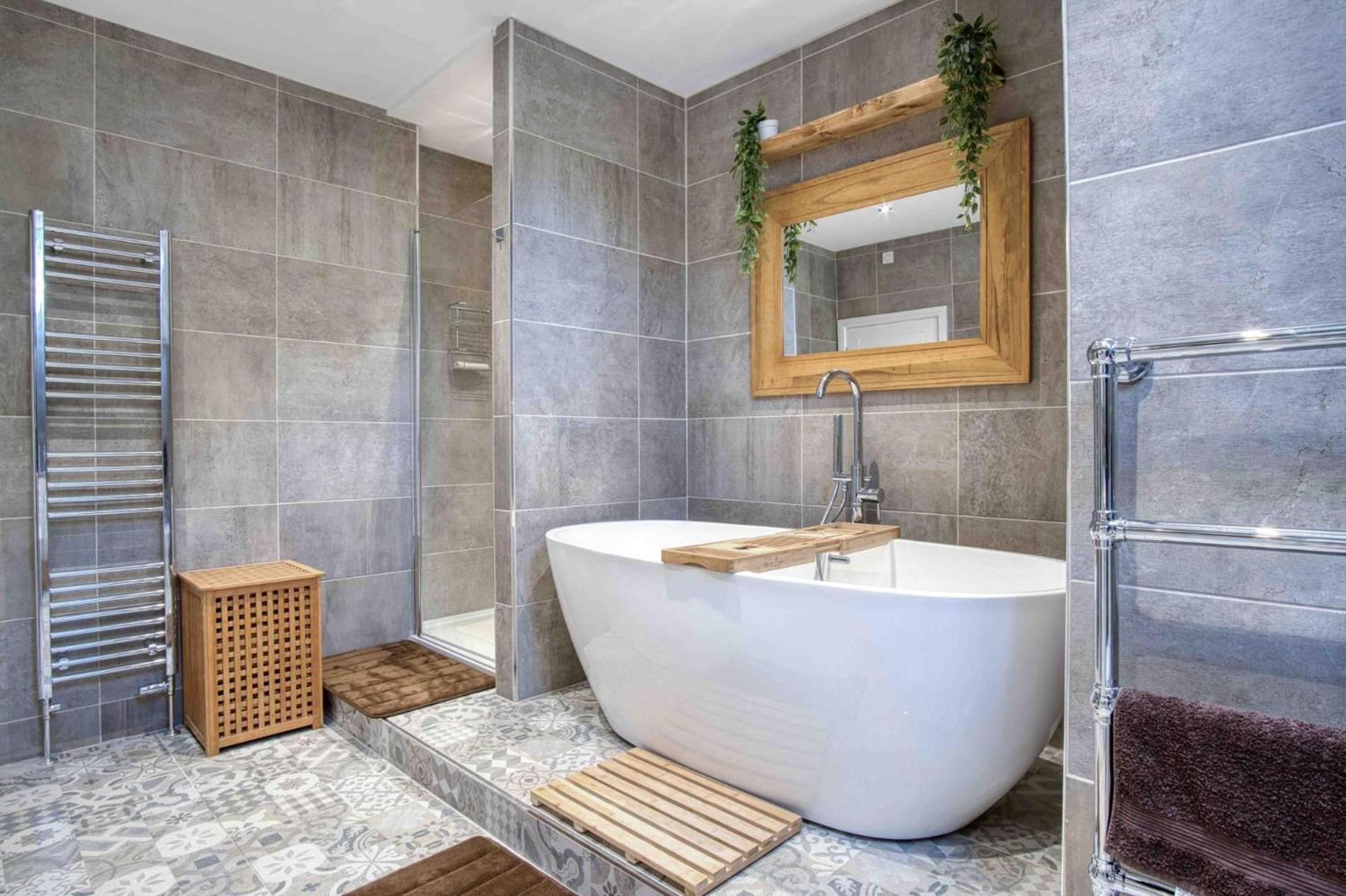 Hopkins Retreat Farm - 5 Bedroom House - Swansea