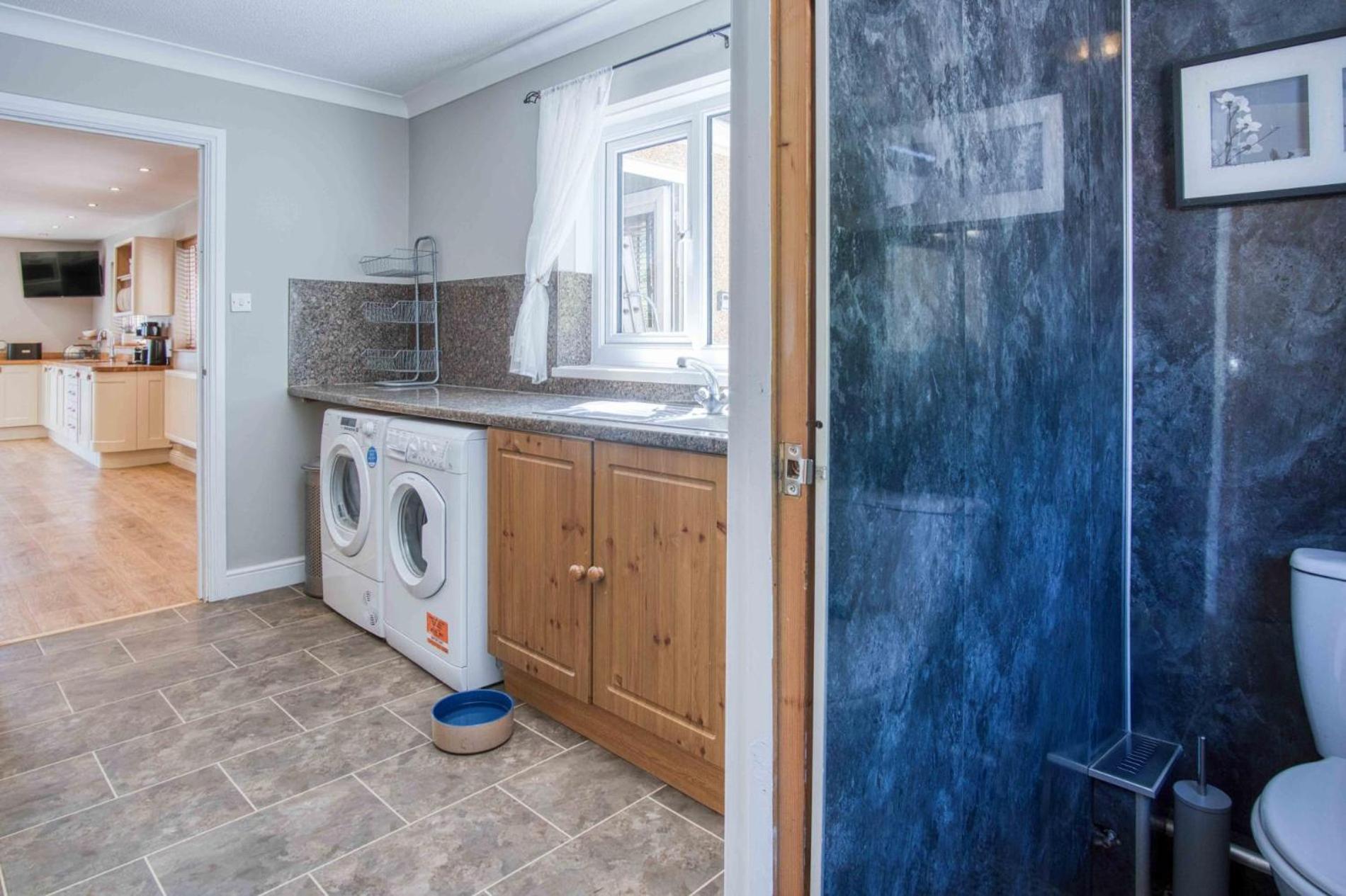 Hopkins Retreat Farm - 5 Bedroom House - Swansea
