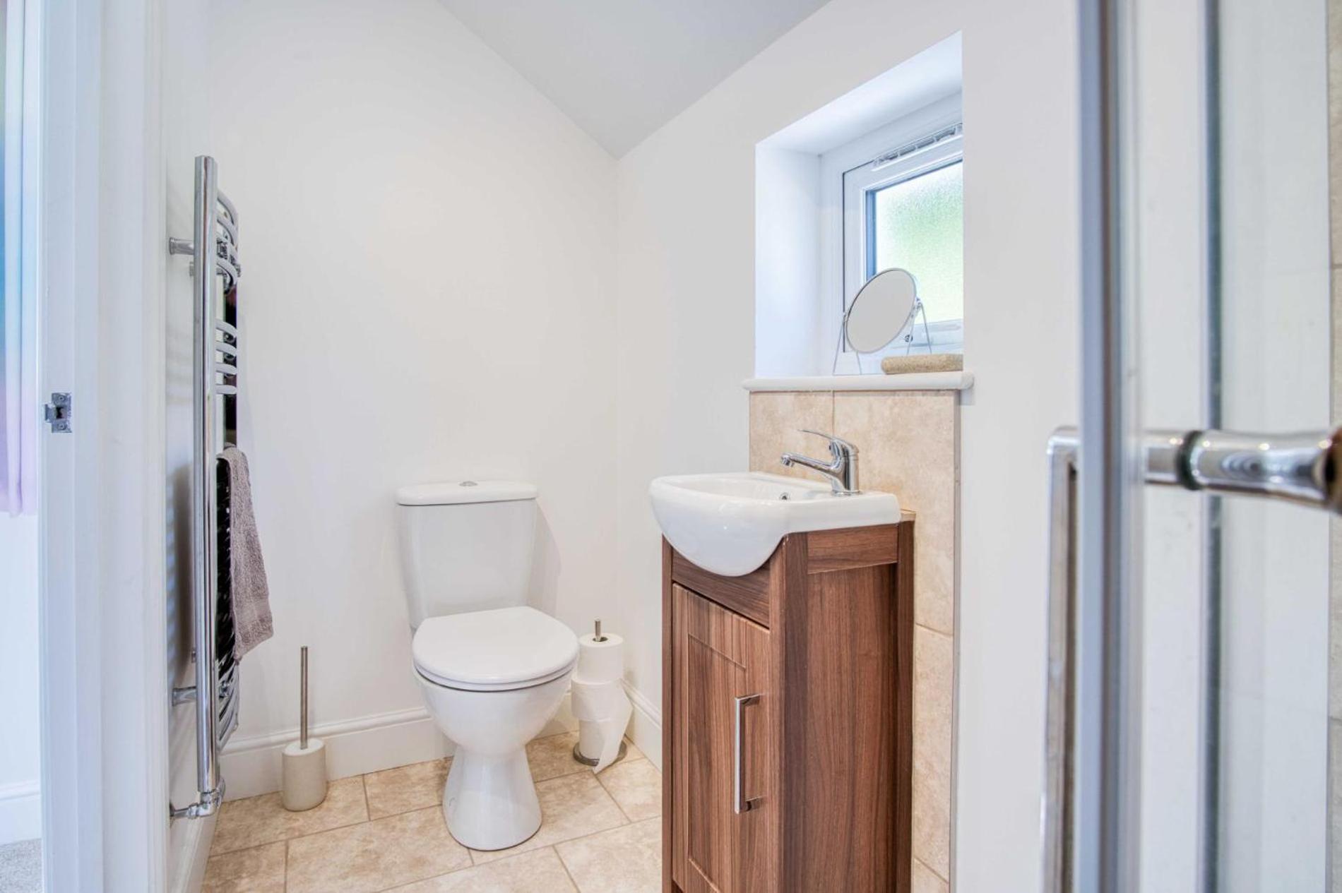 Hopkins Retreat Farm - 5 Bedroom House - Swansea