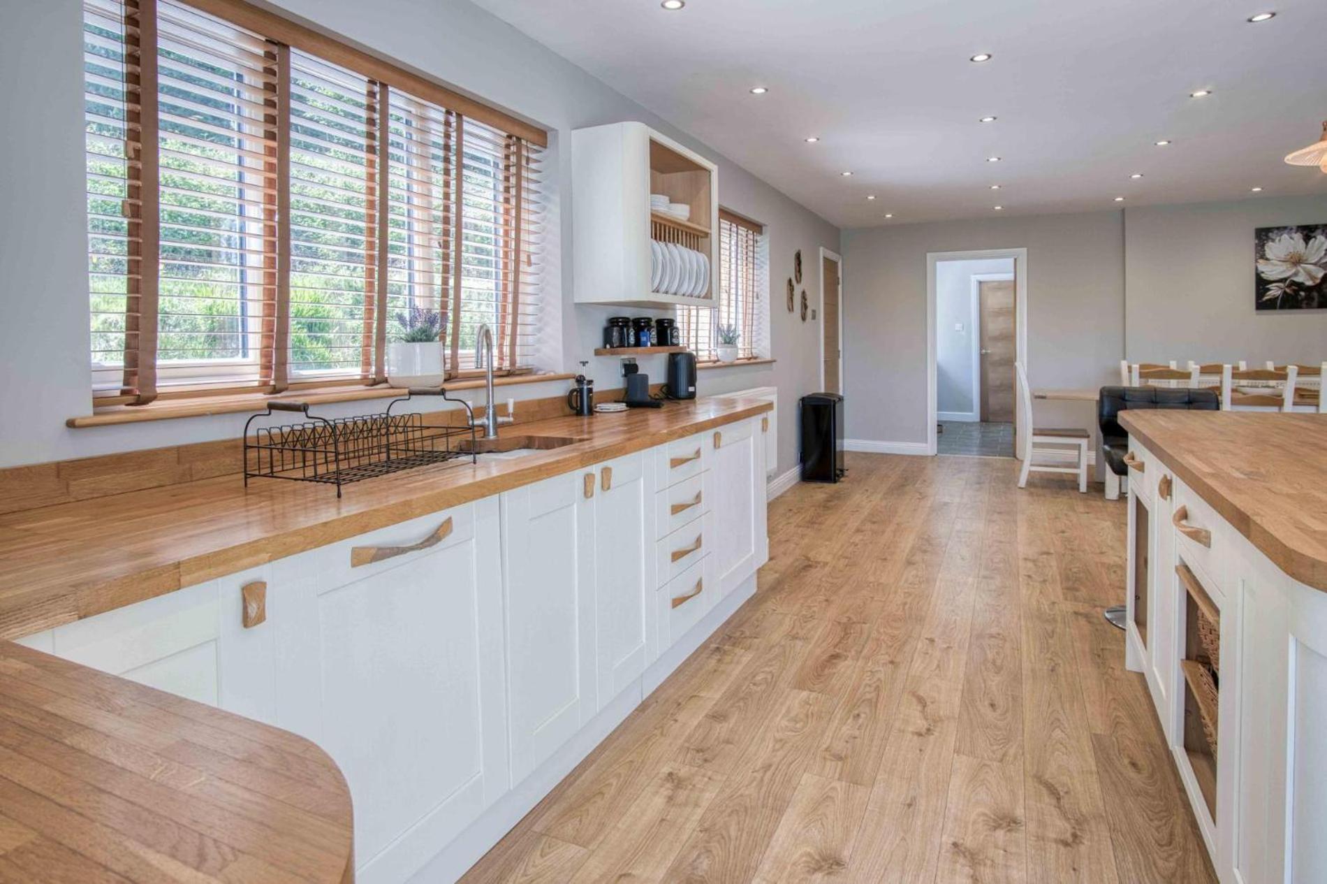 Hopkins Retreat Farm - 5 Bedroom House - Swansea