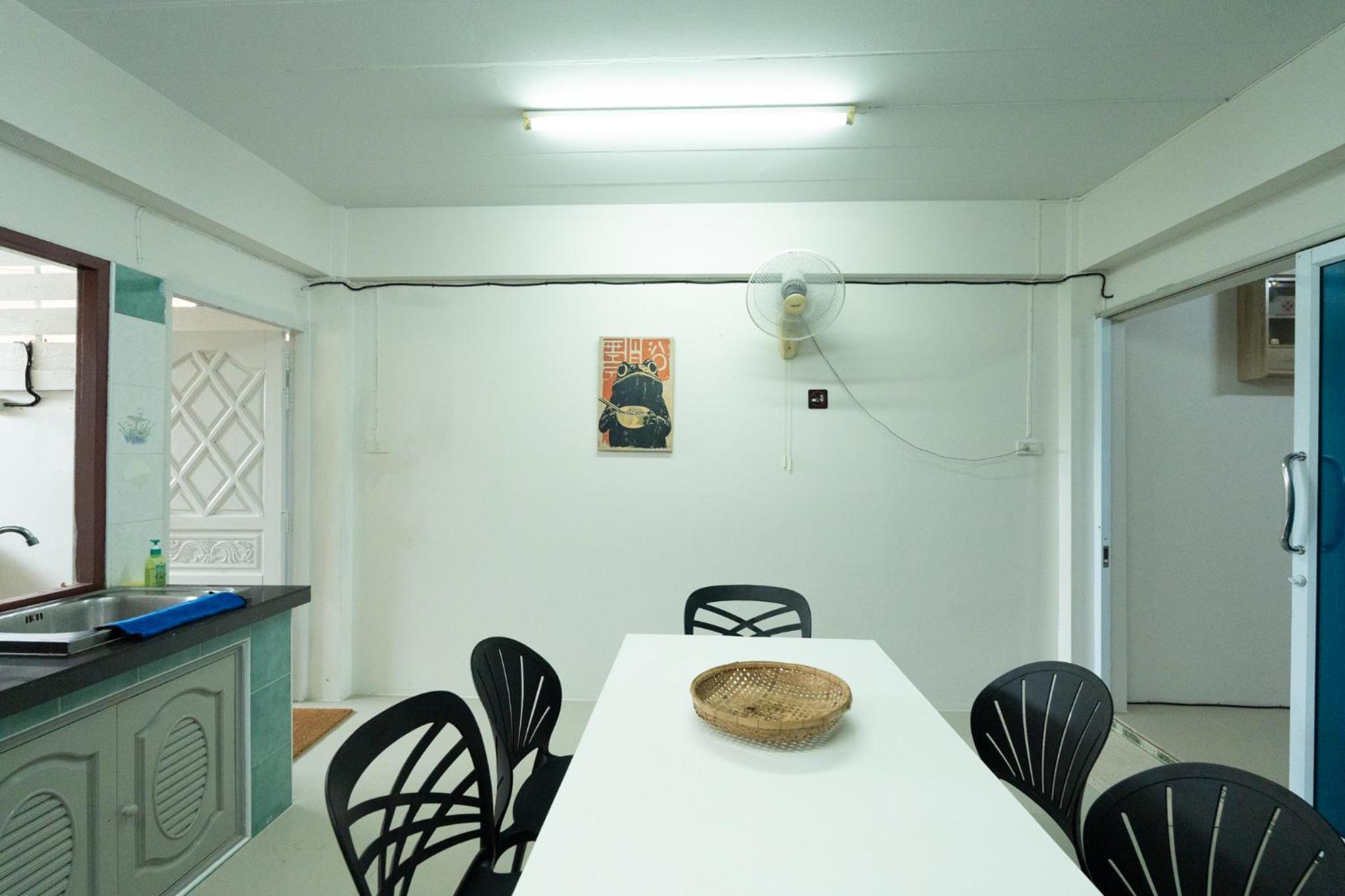 TIDE & TRIBE HOSTEL Phangan