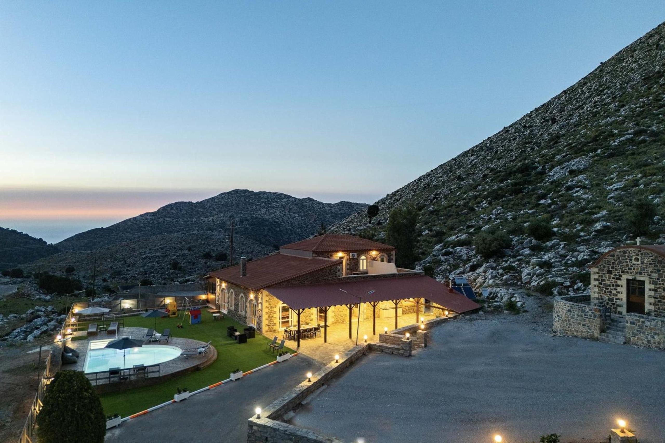 Villa Pasiphae - With Private Pool