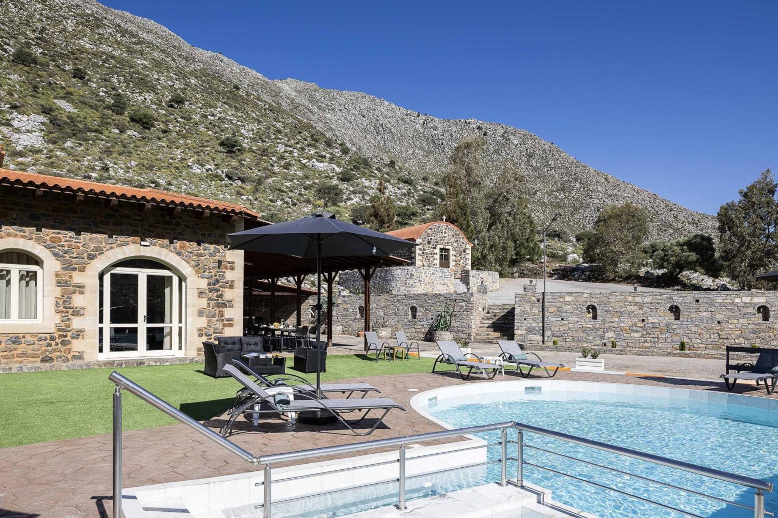 Villa Pasiphae - With Private Pool