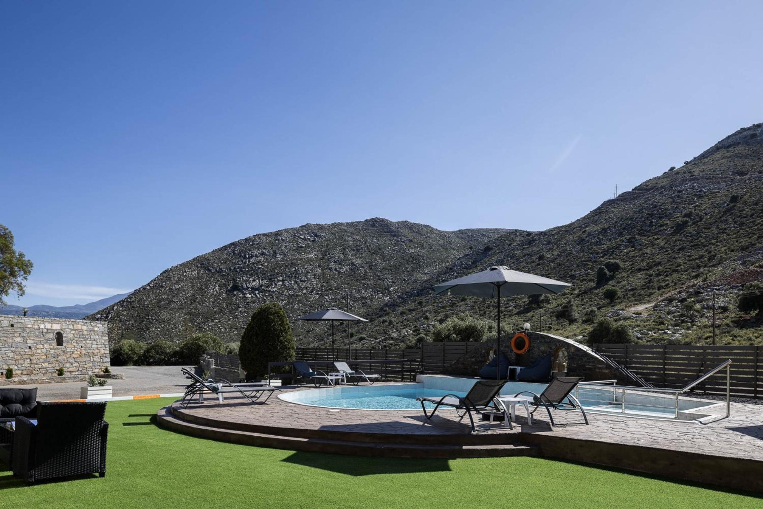 Villa Pasiphae - With Private Pool