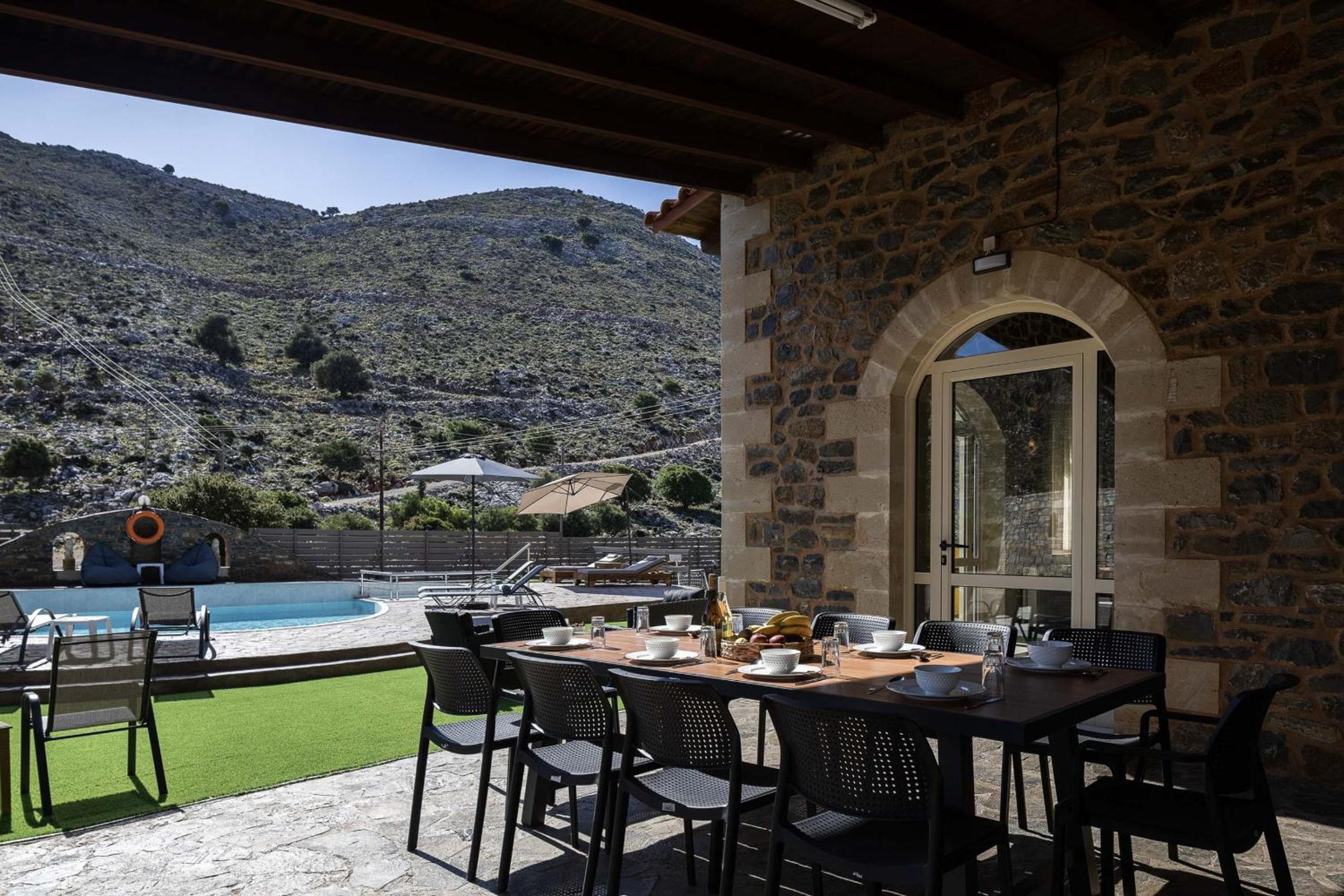 Villa Pasiphae - With Private Pool