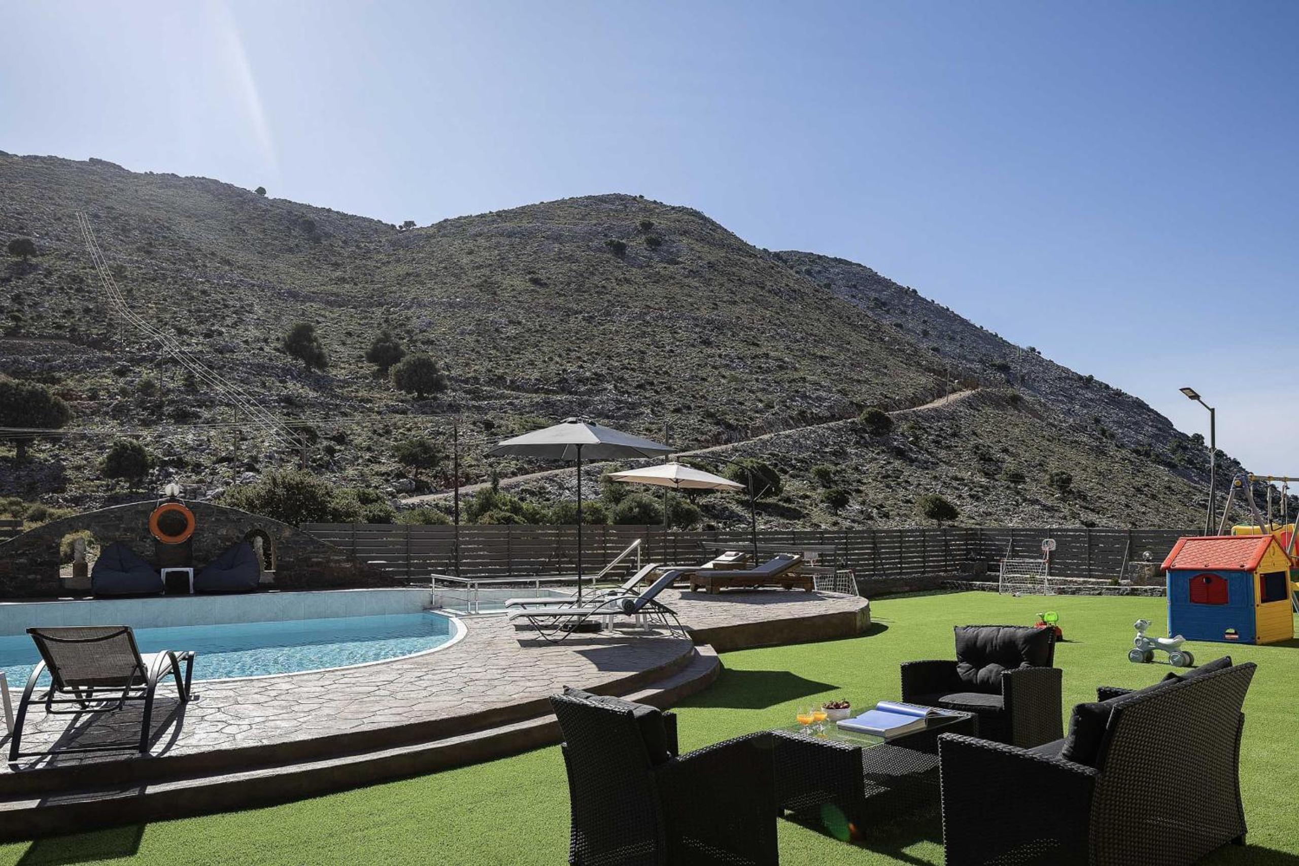 Villa Pasiphae - With Private Pool
