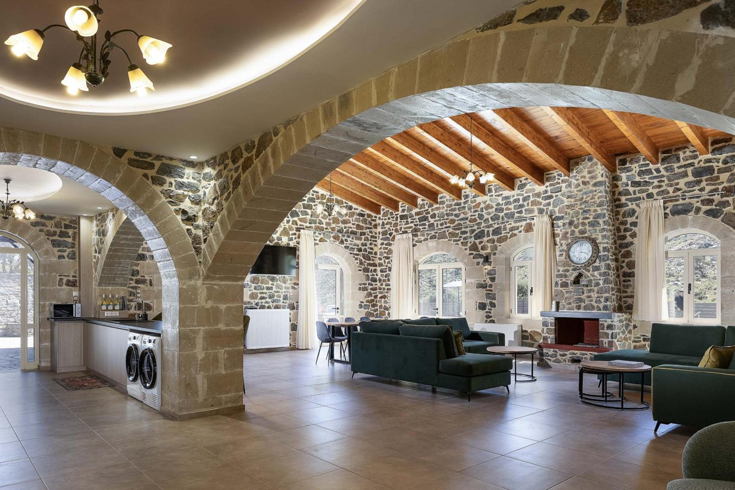 Villa Pasiphae - With Private Pool