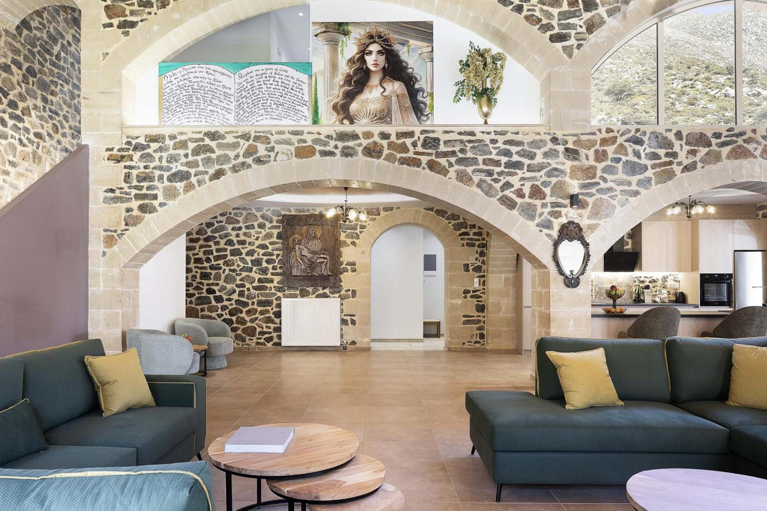 Villa Pasiphae - With Private Pool