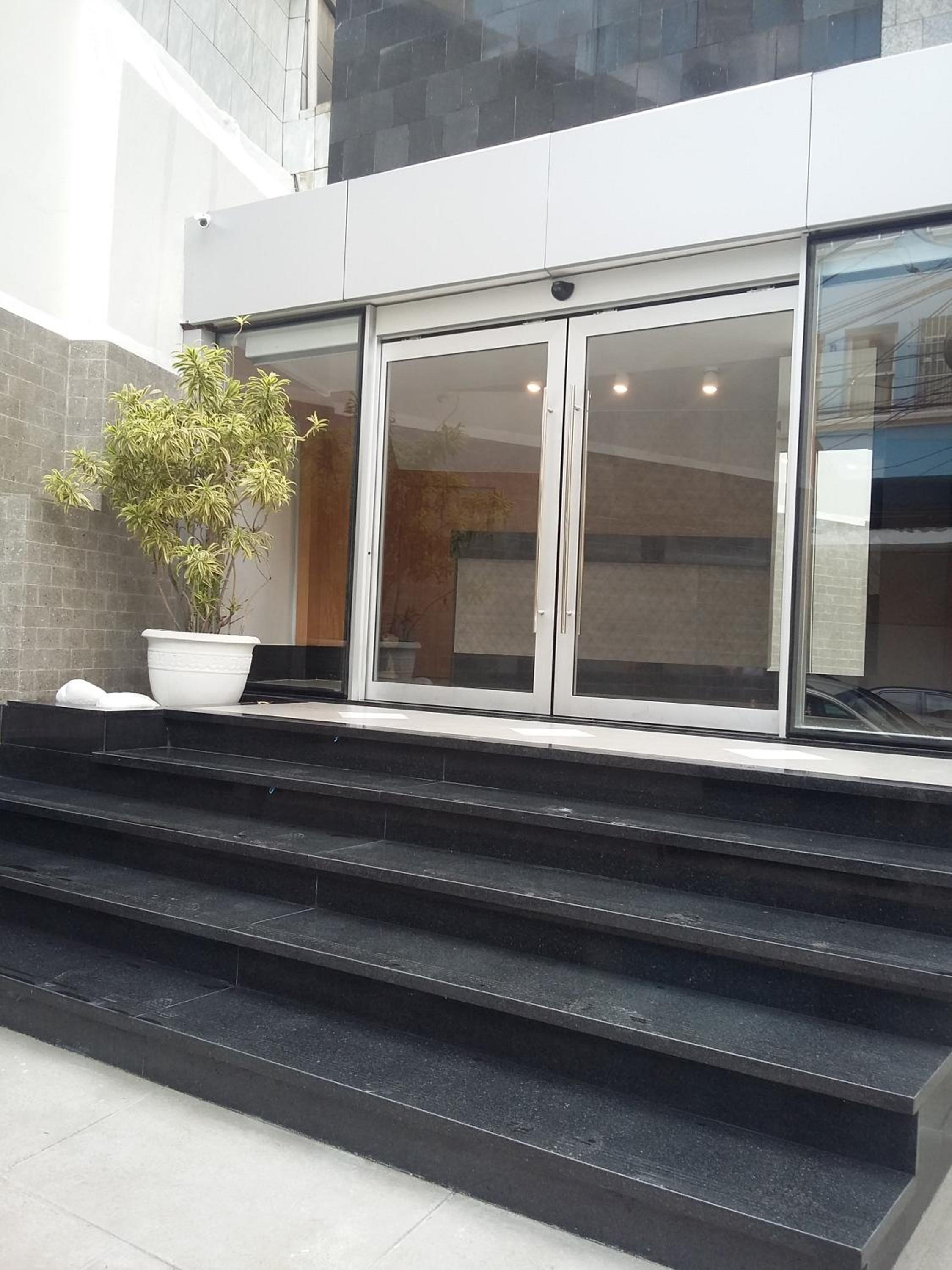 Hotel Saionara Hotel - Image 1